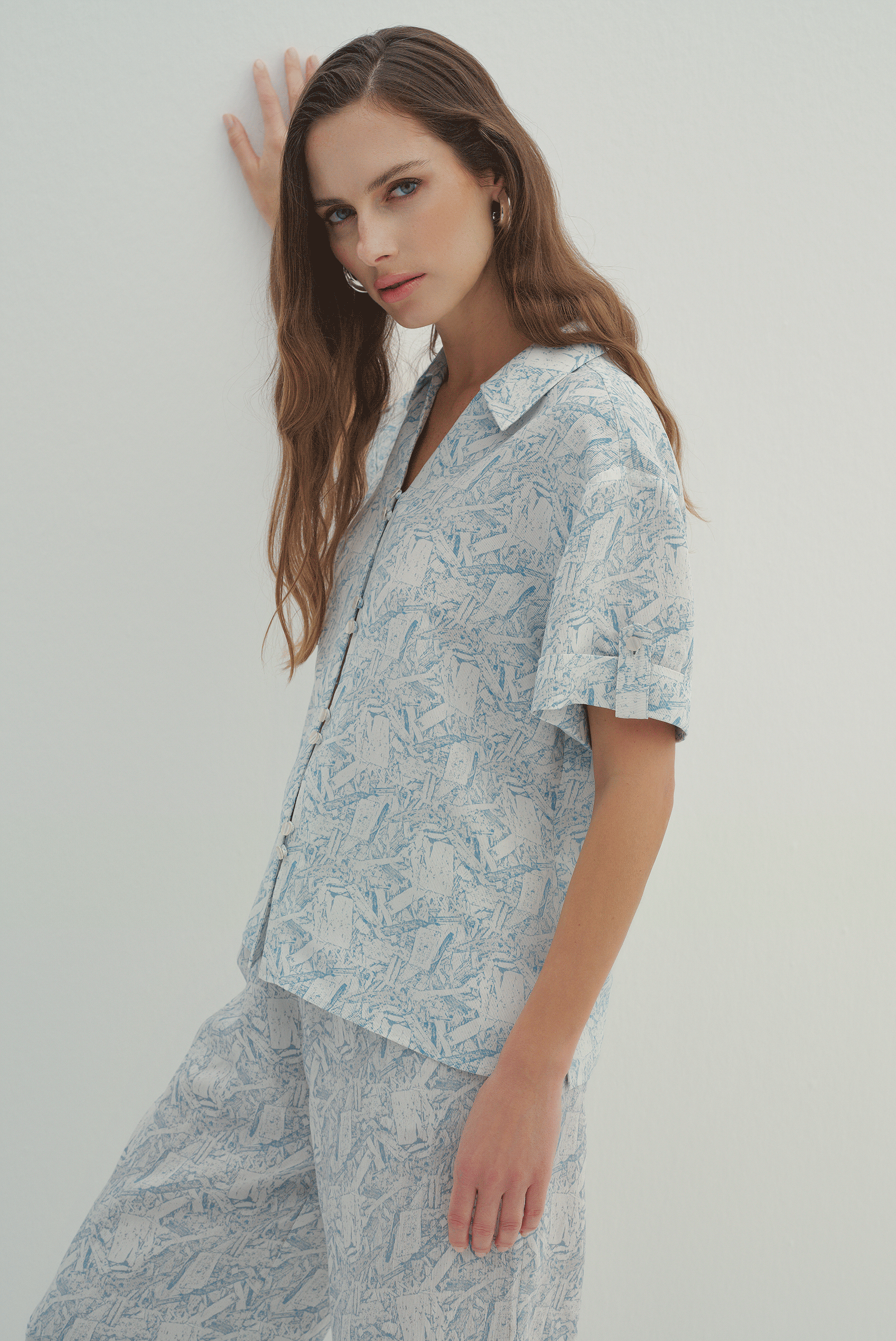 Gömlek Yakalı Bluz