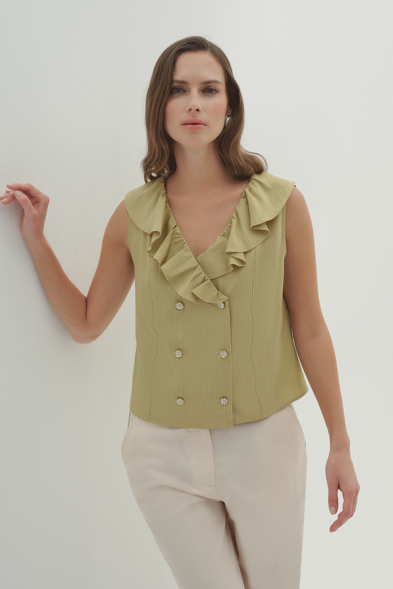 Fırfırlı Kruvaze Yakalı Bluz