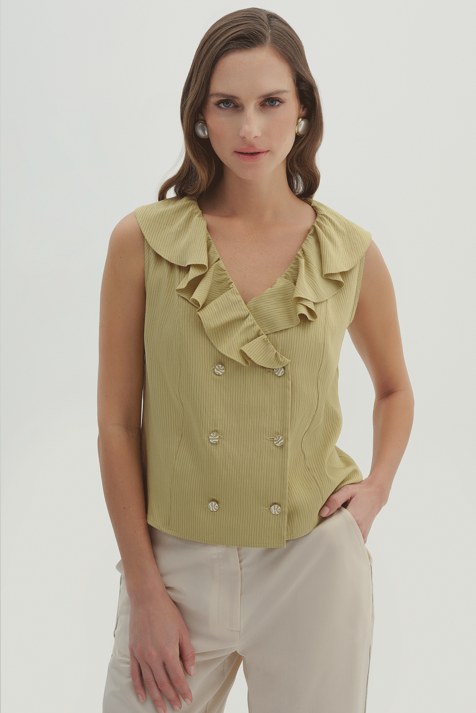 Fırfırlı Kruvaze Yakalı Bluz