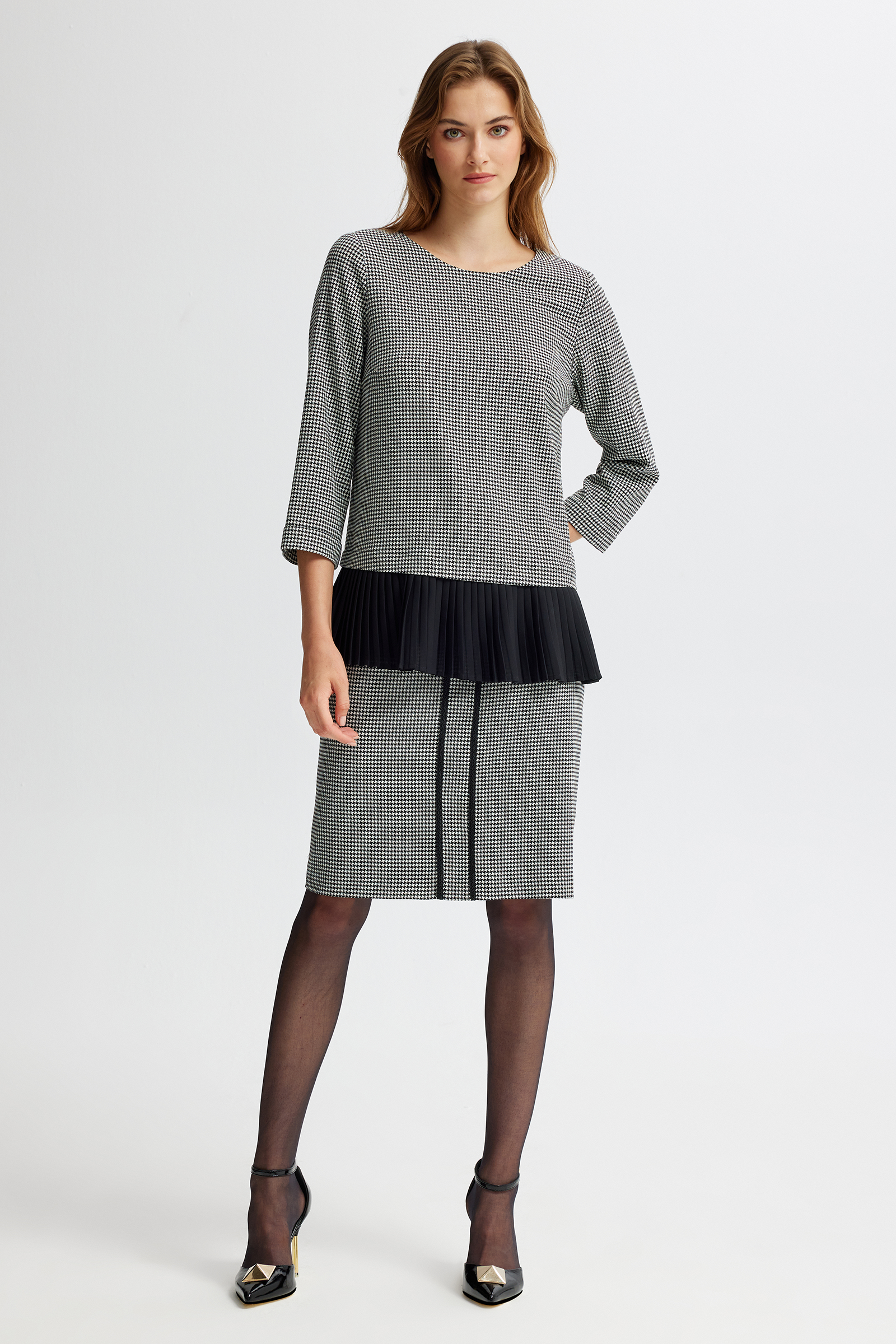 Etek Ucu Piliseli Truvakar Kol Bluz