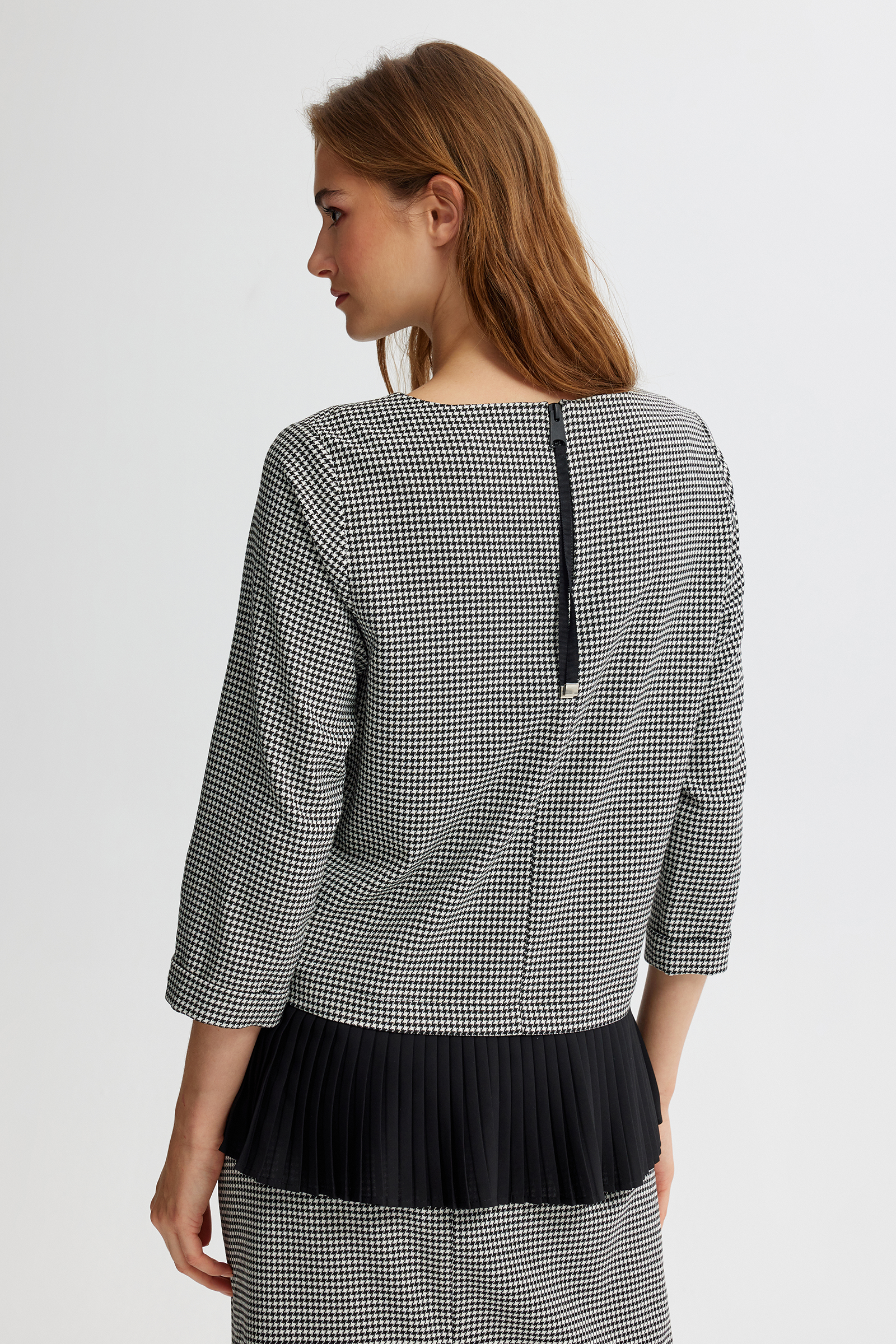 Etek Ucu Piliseli Truvakar Kol Bluz