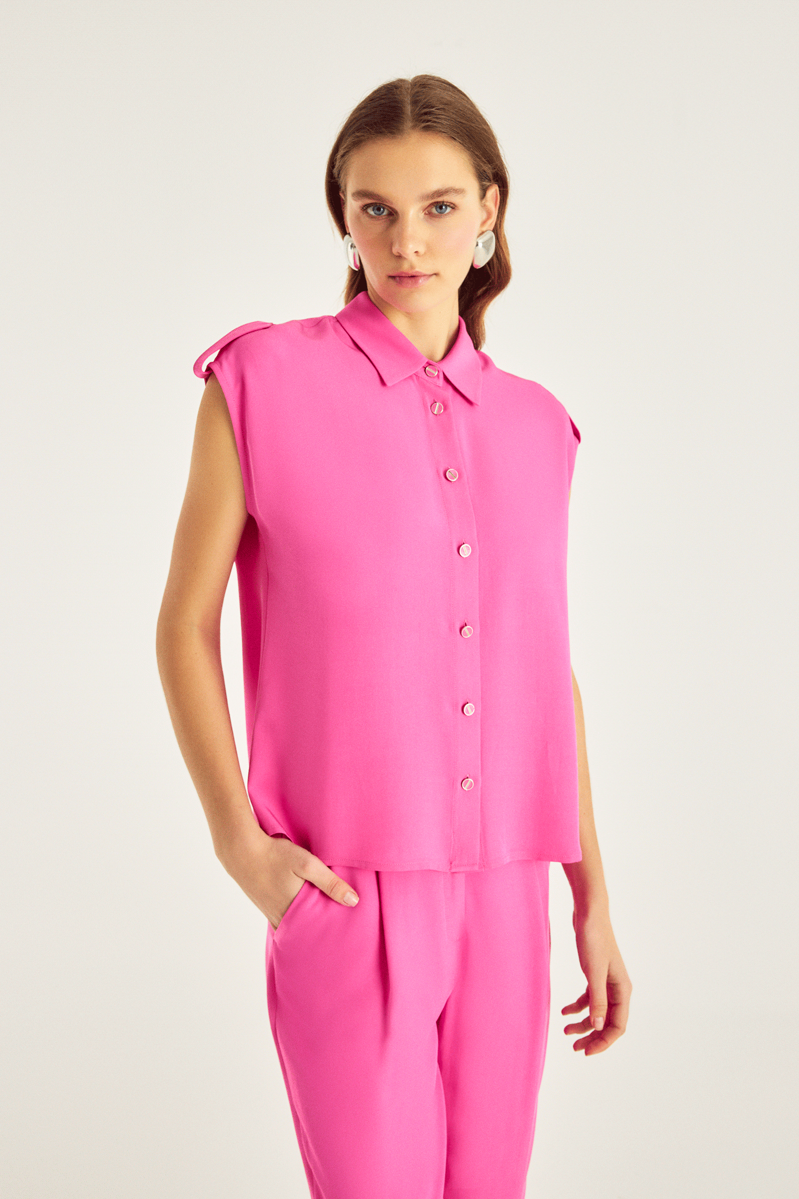 Apoletli Kolsuz Gömlek