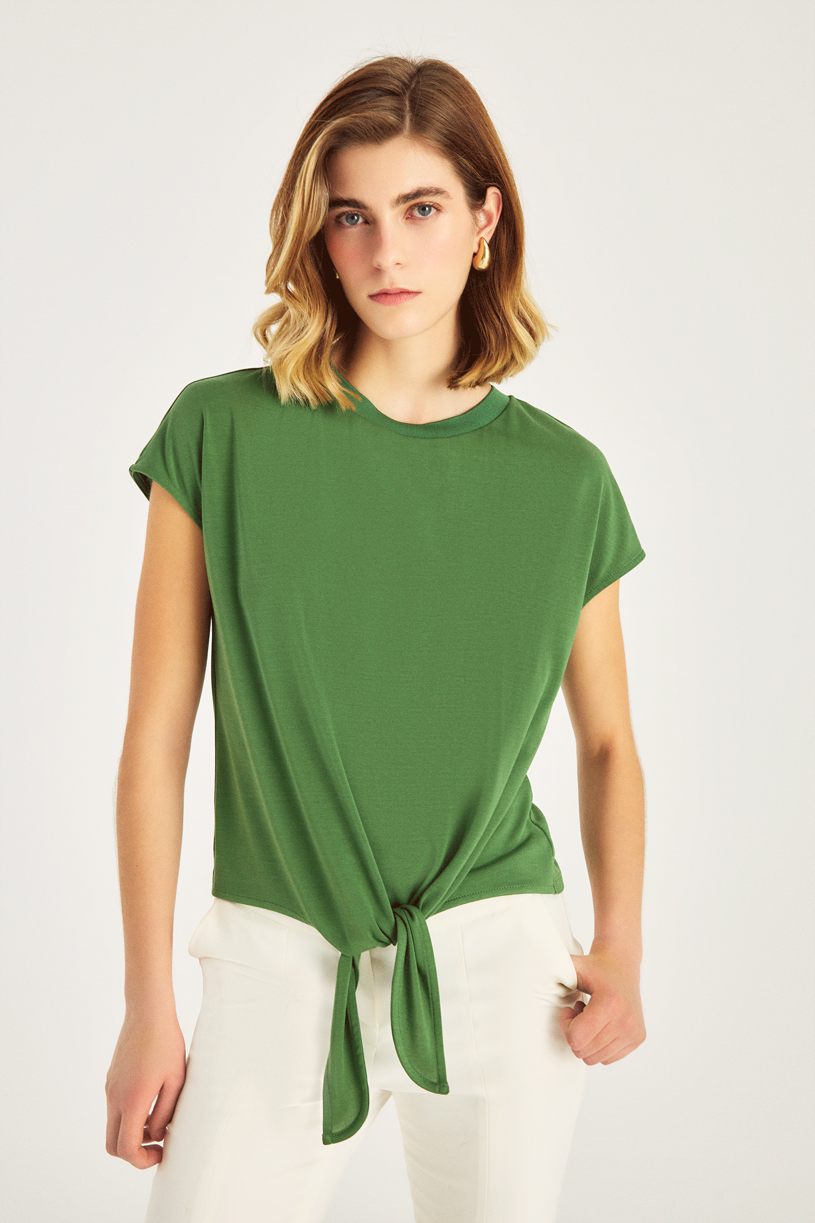 Önü Bağlamalı Örme Bluz