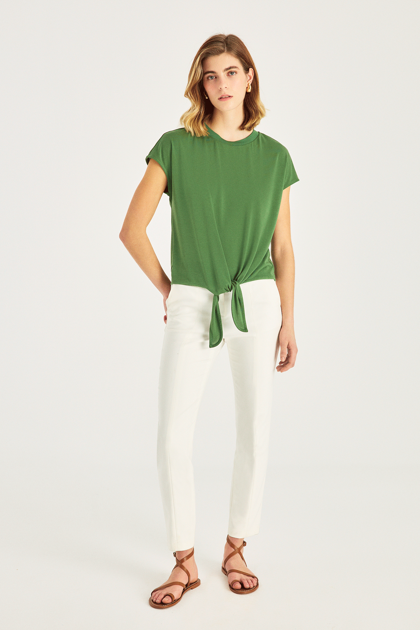 Önü Bağlamalı Örme Bluz