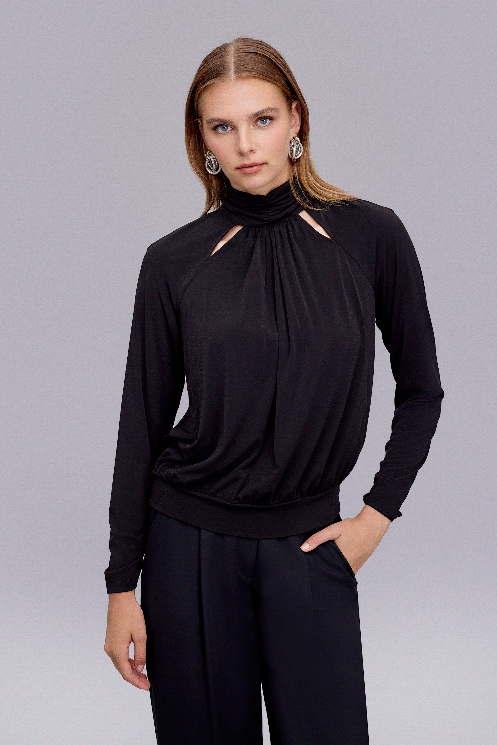 Pencere Detaylı Örme Bluz