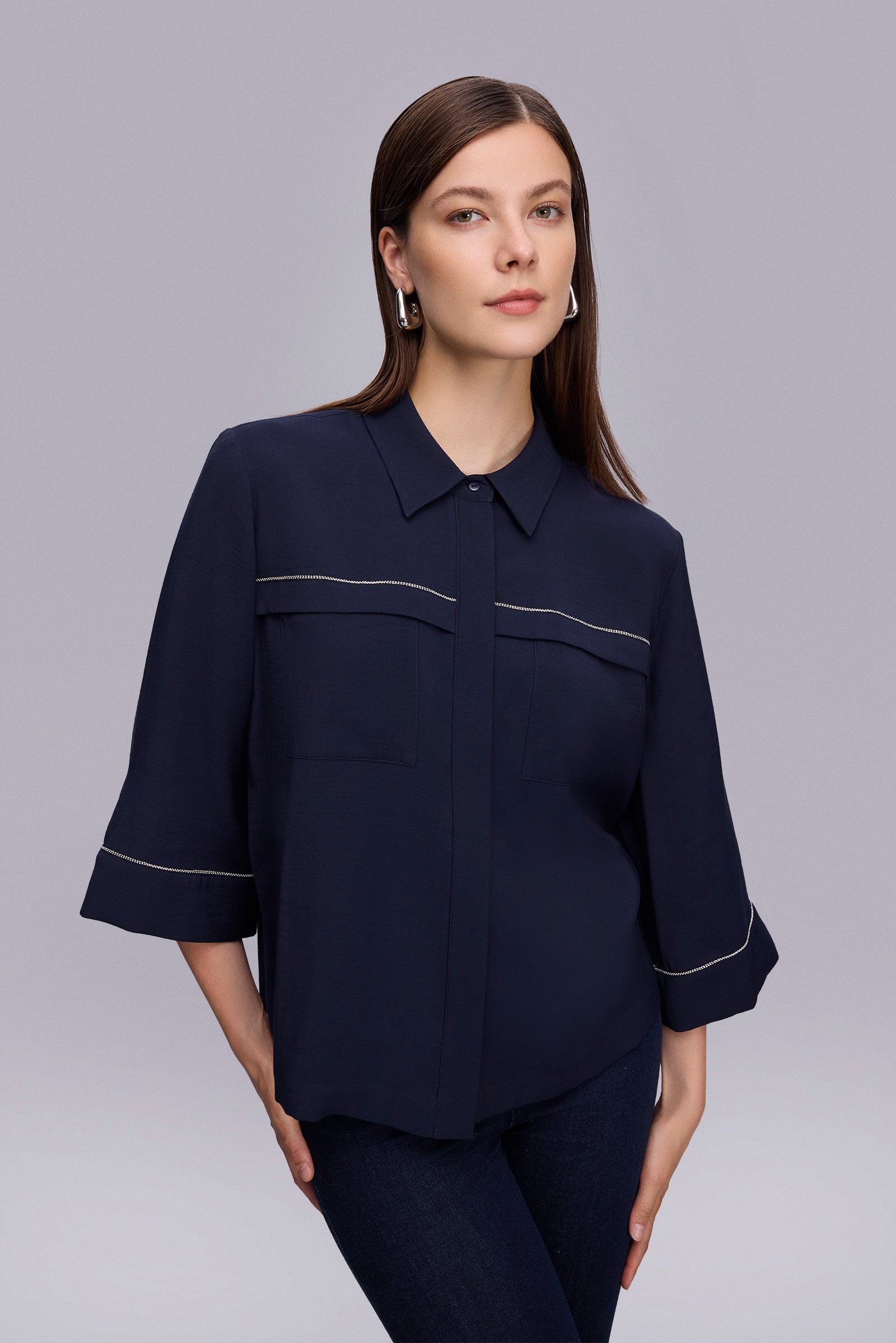 Zincir Detaylı Truvakar Kol Bluz