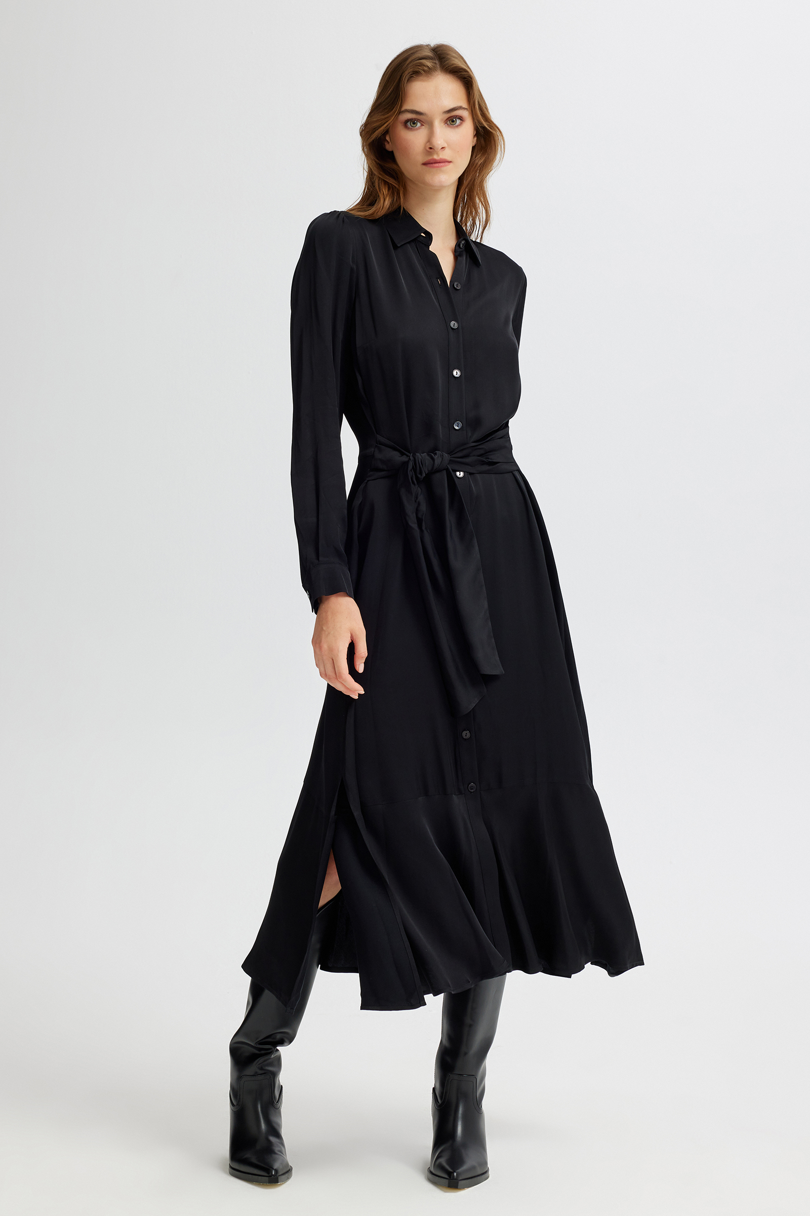 Yırtmaç Detaylı Uzun Gömlek Elbise