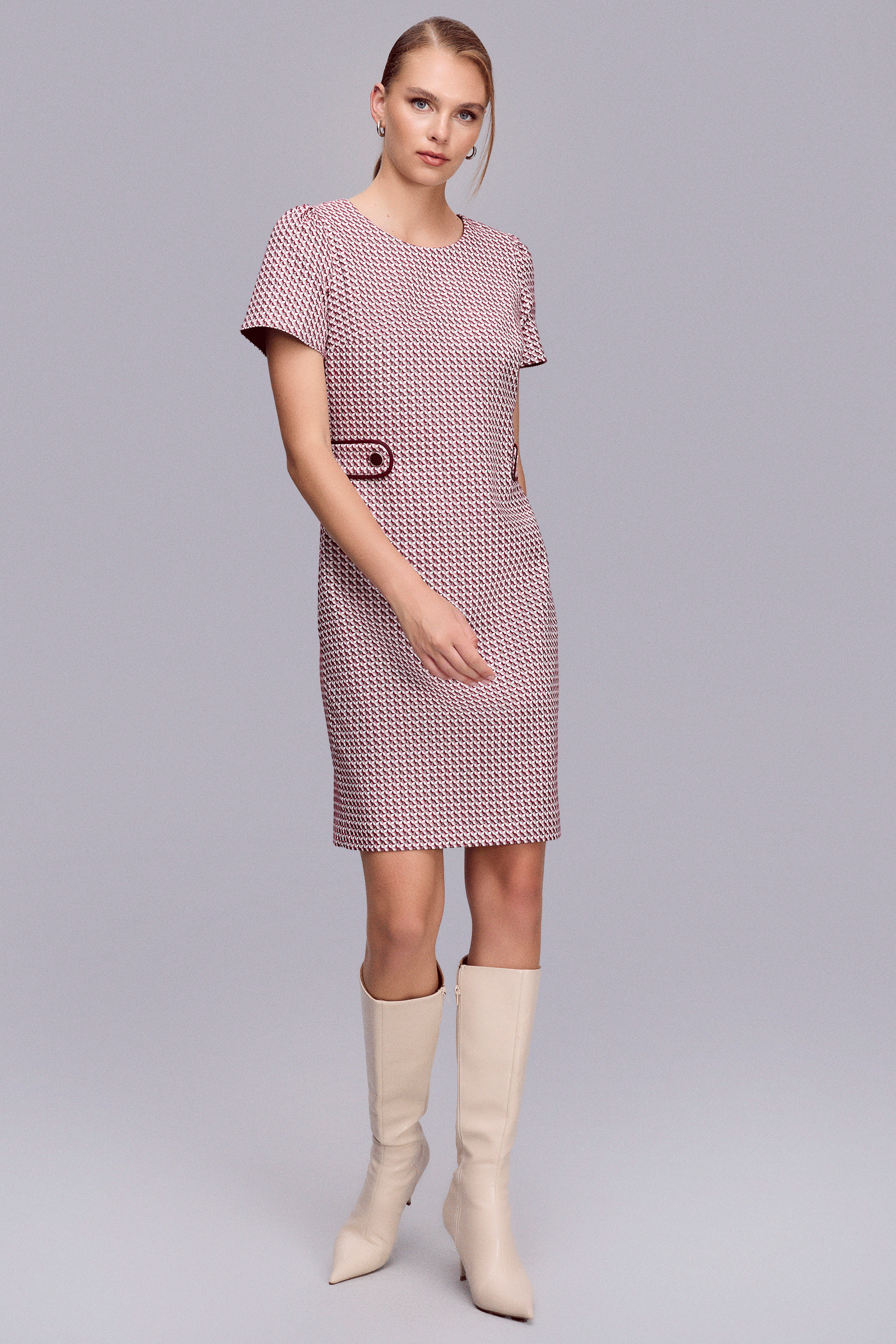 Yarım Kollu Jakarlı Elbise