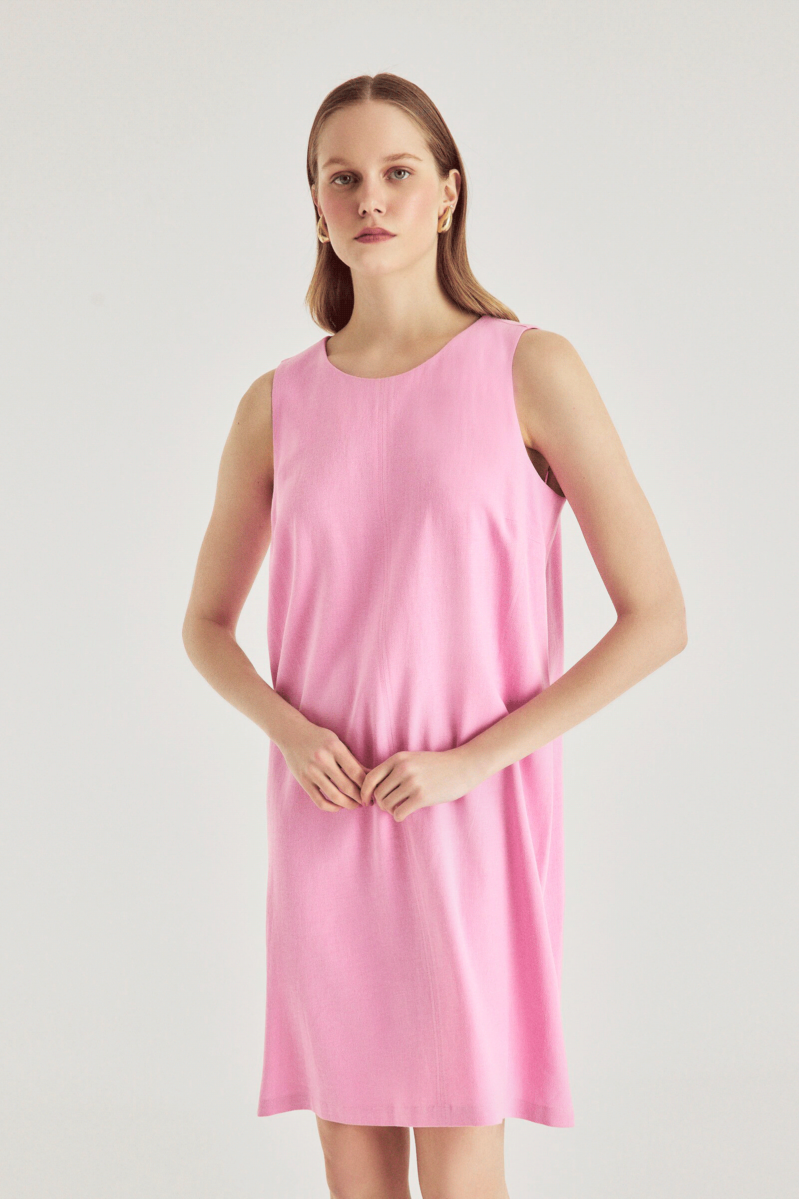 Kolsuz Düz Kesim Elbise