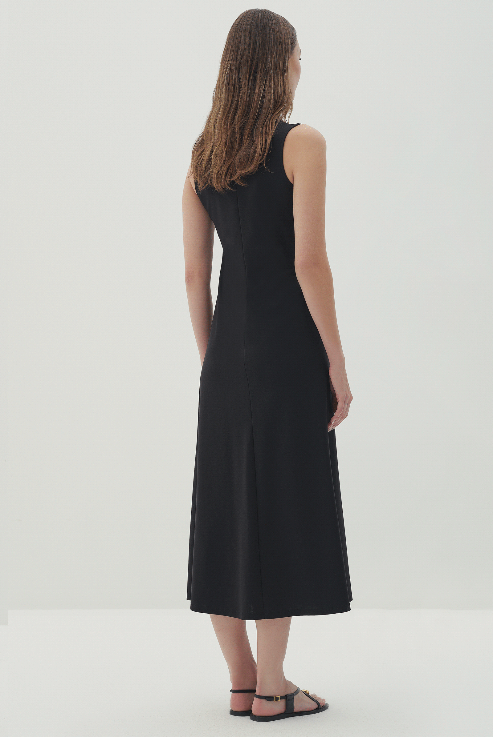 Büzgü Detaylı Midi Boy Elbise