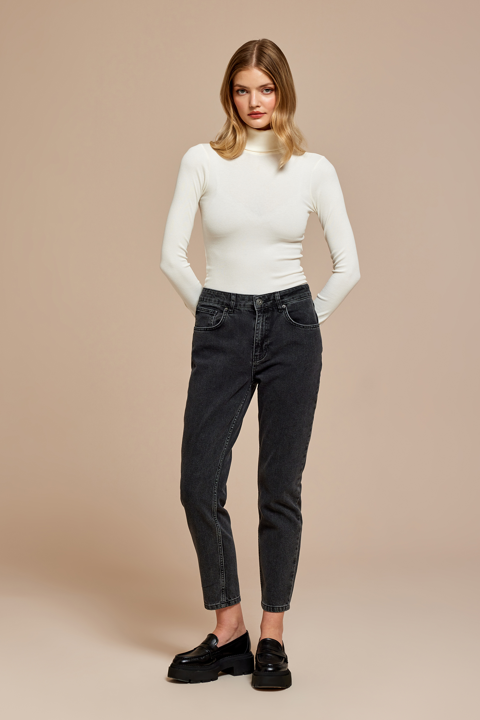 Havuç Form Denim Pantolon