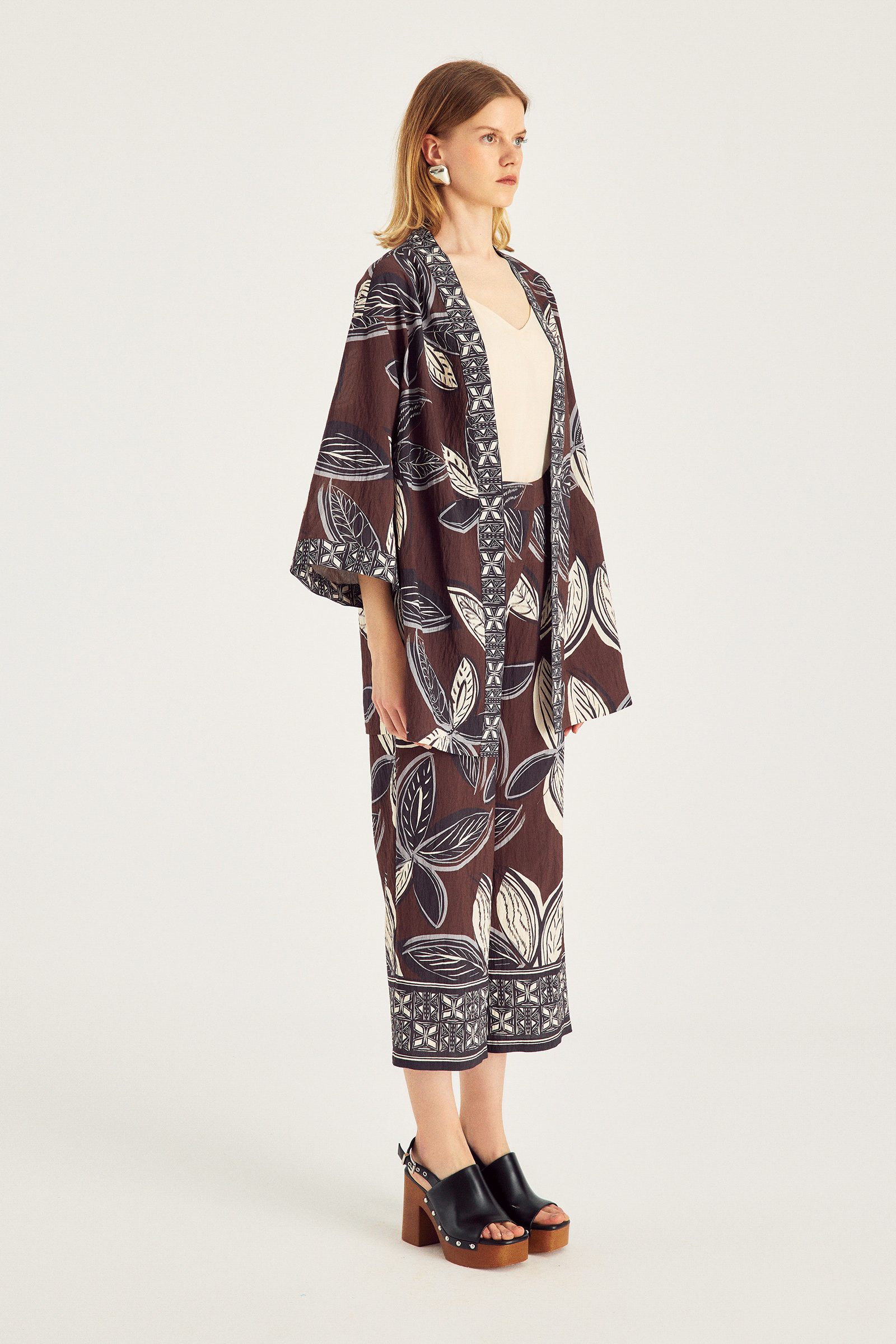 Yaprak Desen Kimono