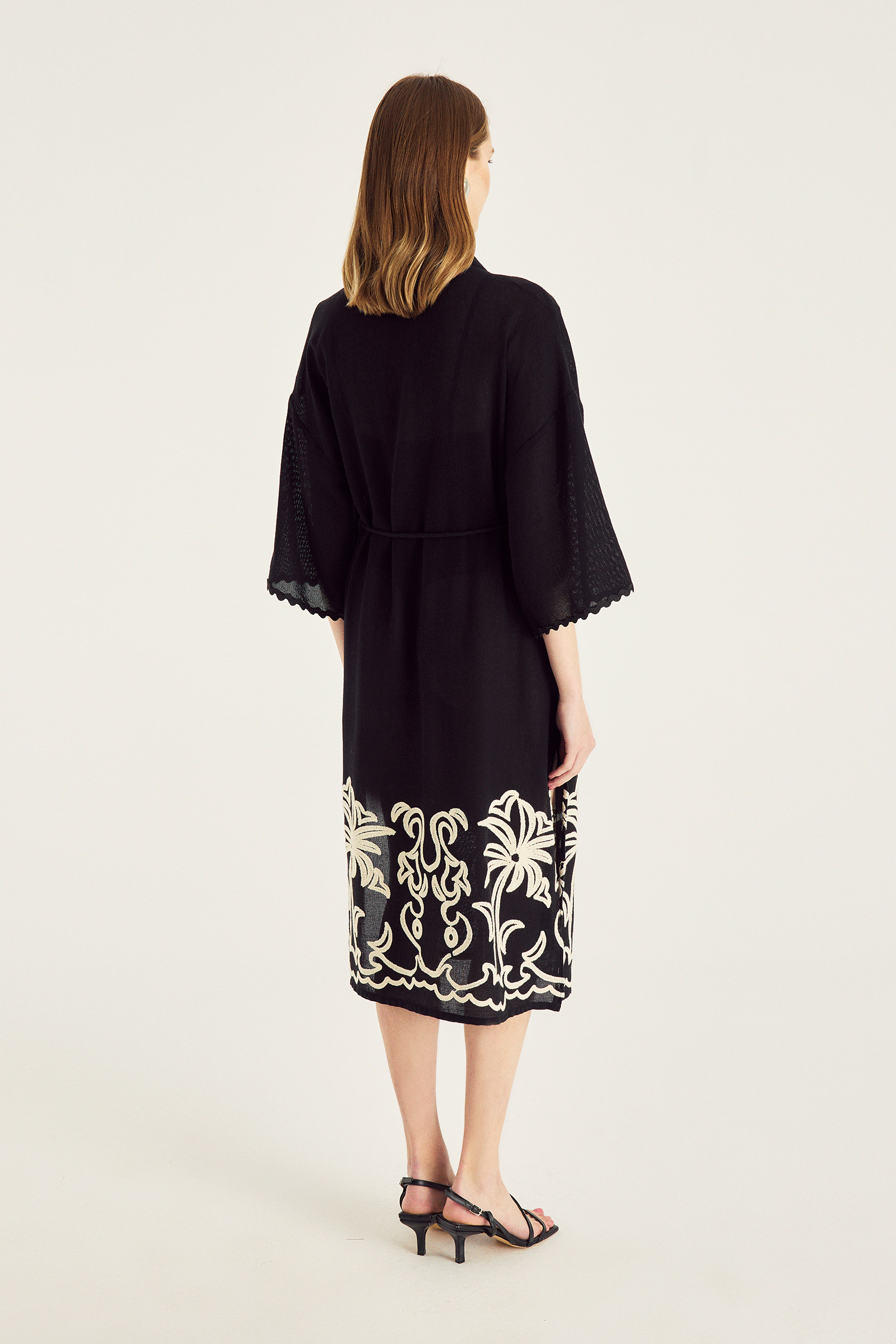 Nakışlı Siyah Kimono
