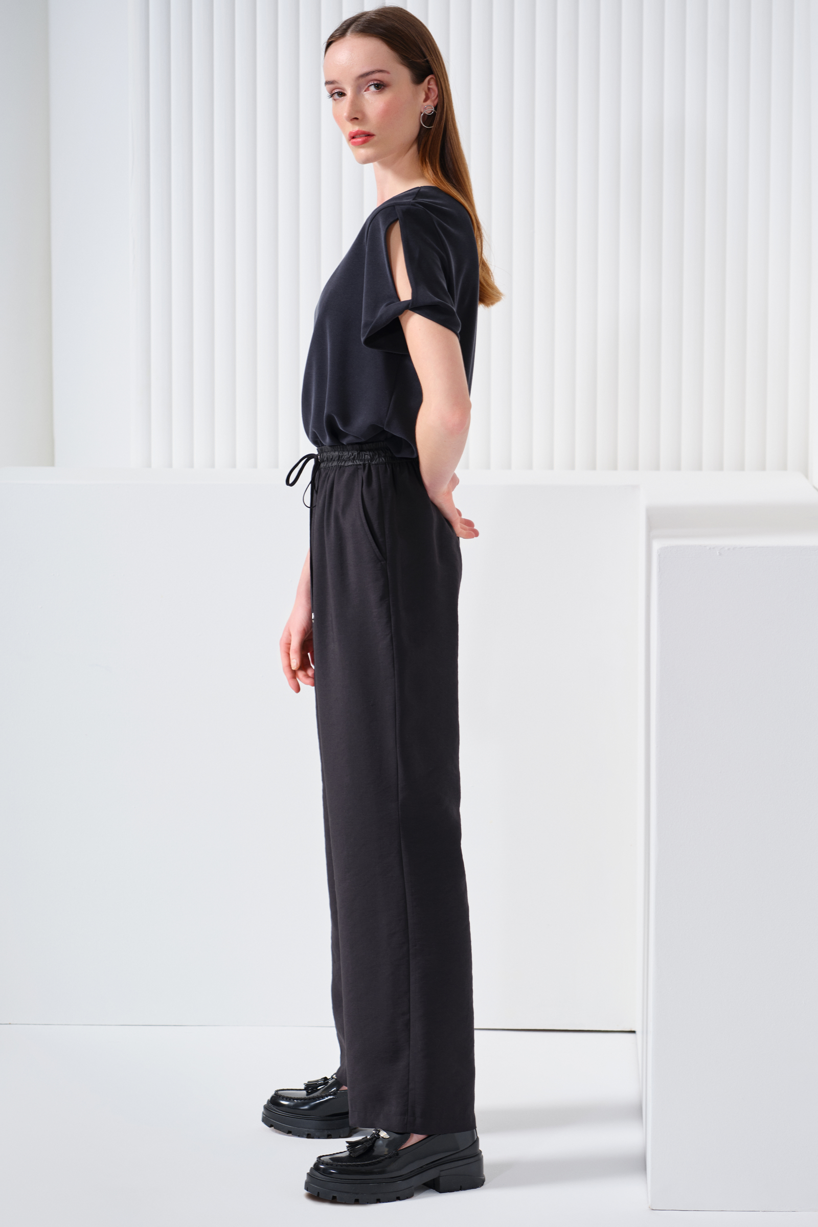 Beli Bağcıklı Spor Pantolon