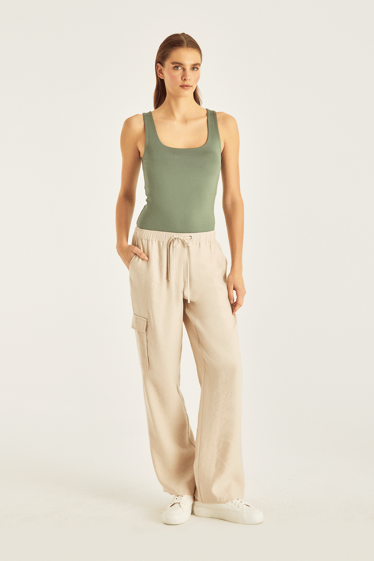 Beli Bağcıklı Spor Pantolon