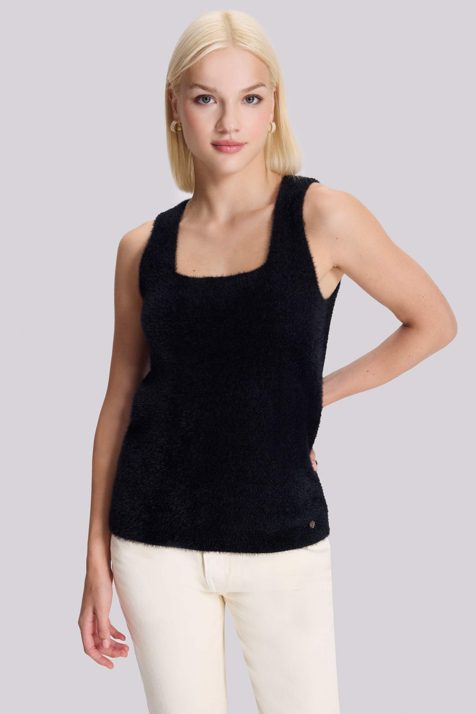 Yumuşak Dokulu Triko Bluz