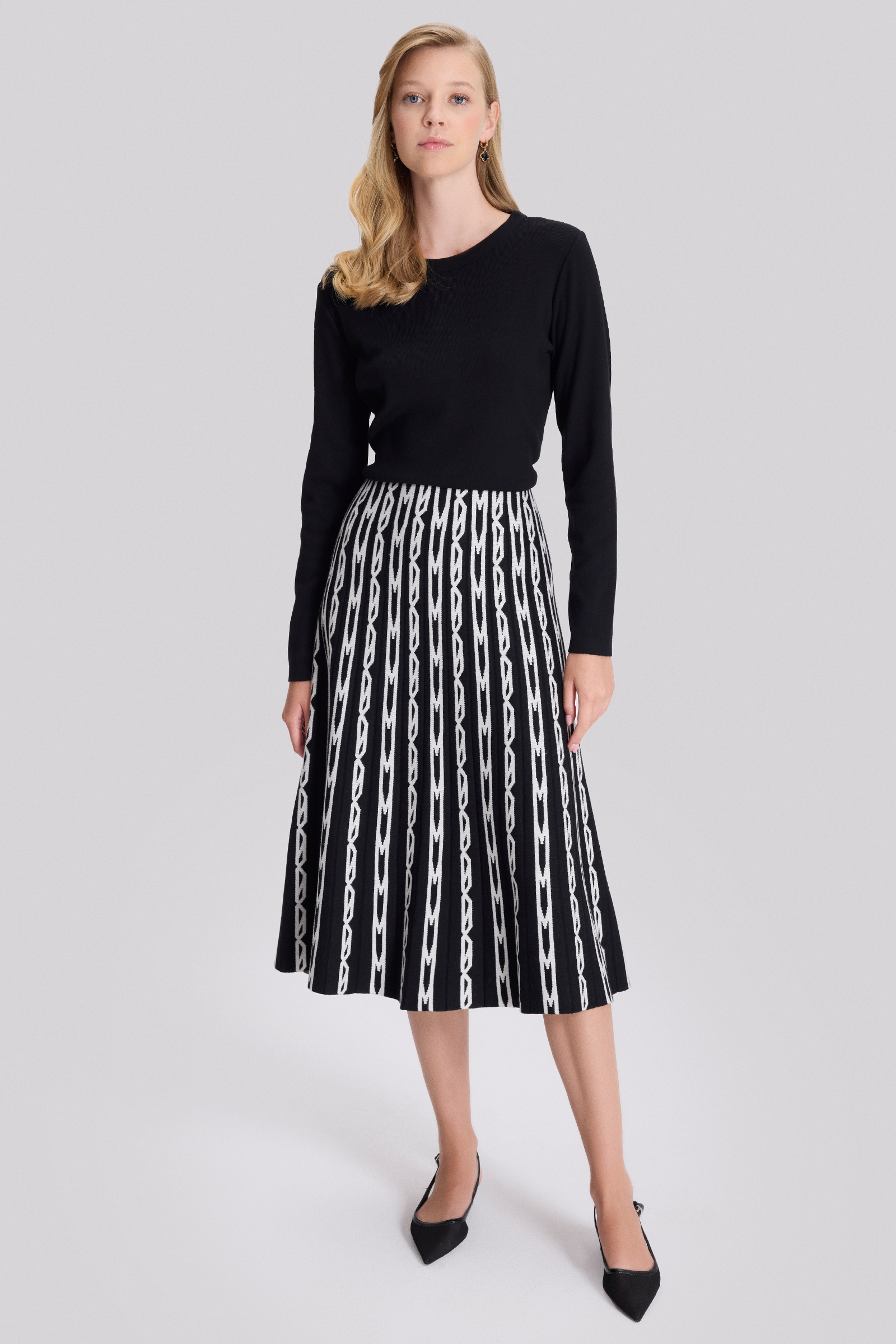 Monogram Desenli Triko Elbise