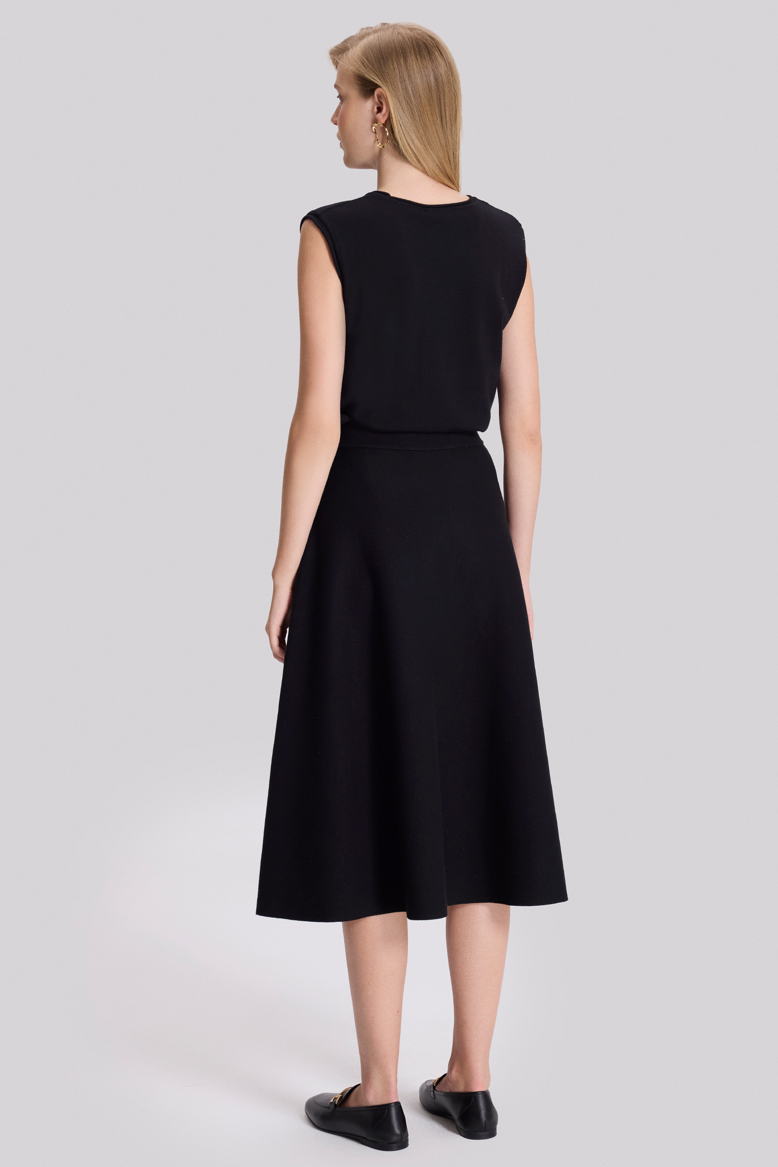 Midi Boy Triko Kloş Etek