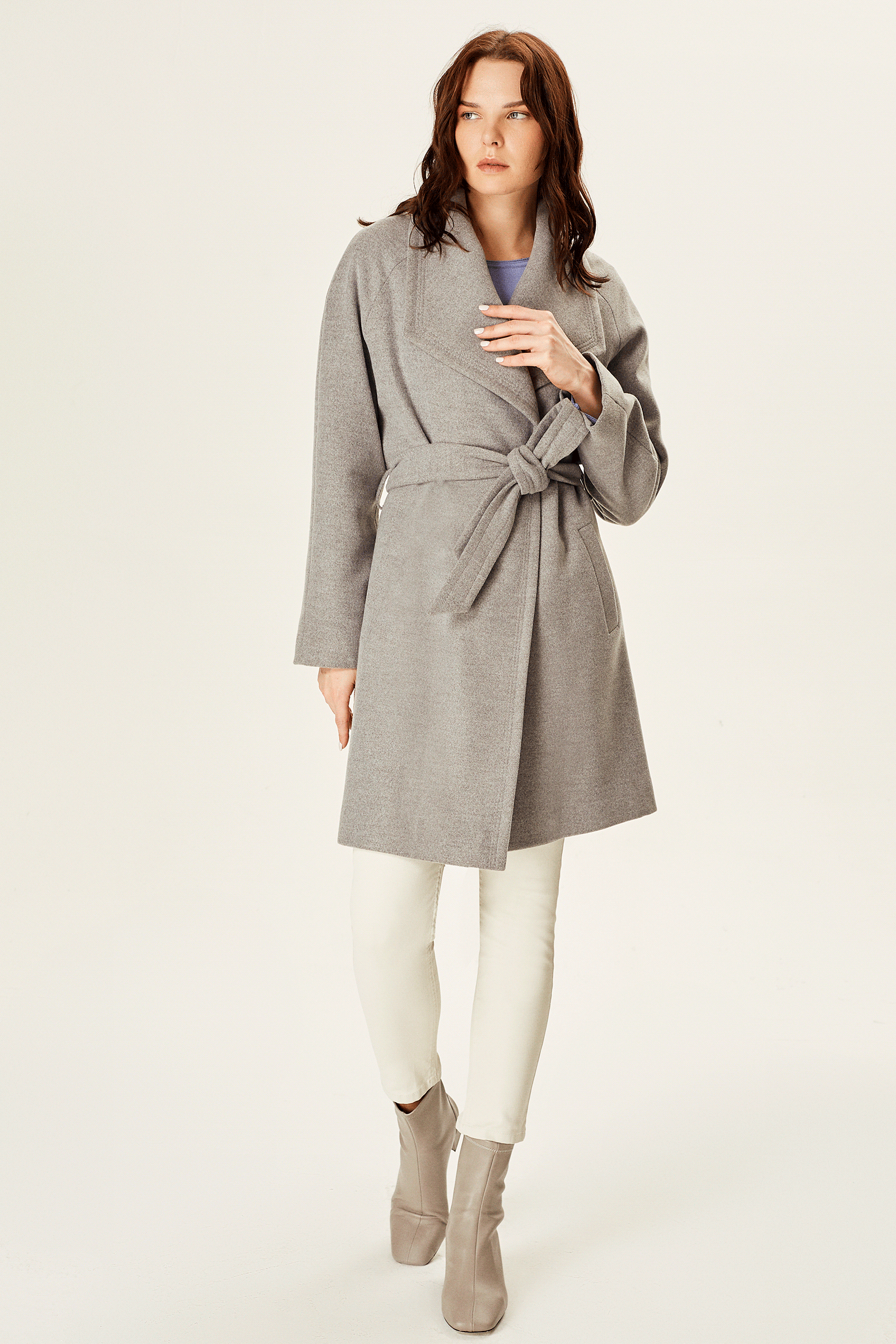 Büyük Yakalı Kuşaklı Kaban