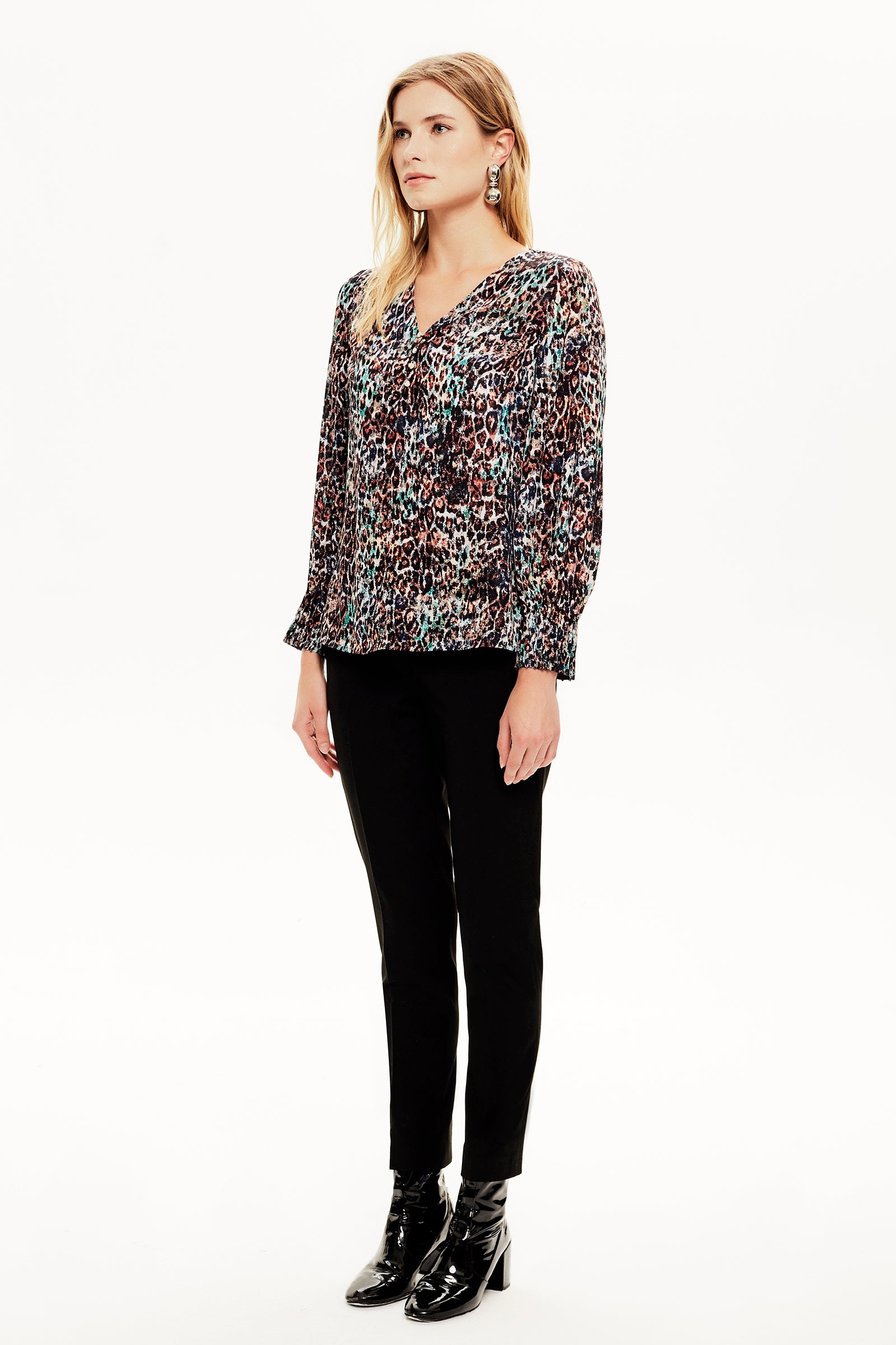 Manşet Detaylı Bluz