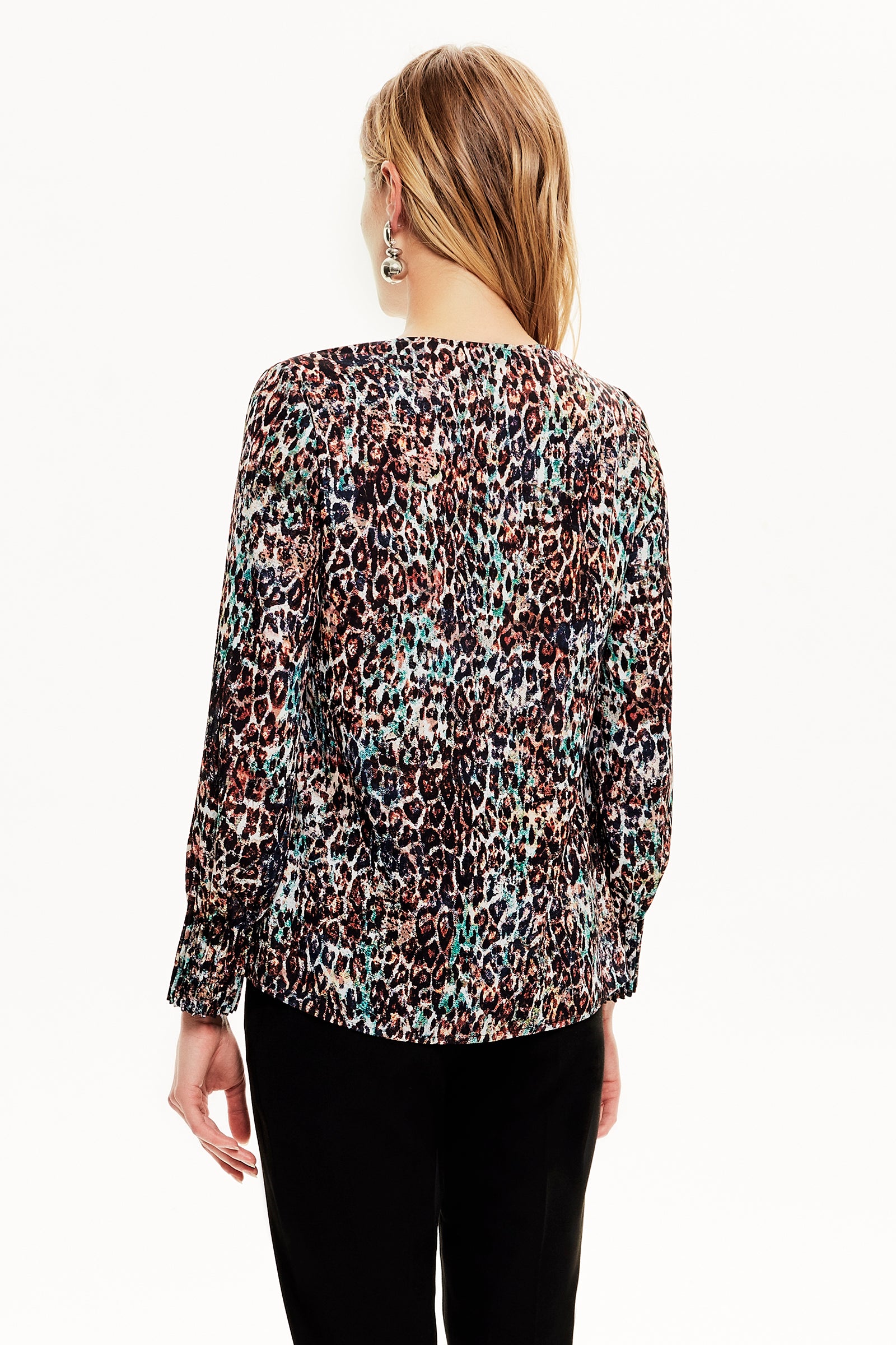 Manşet Detaylı Bluz