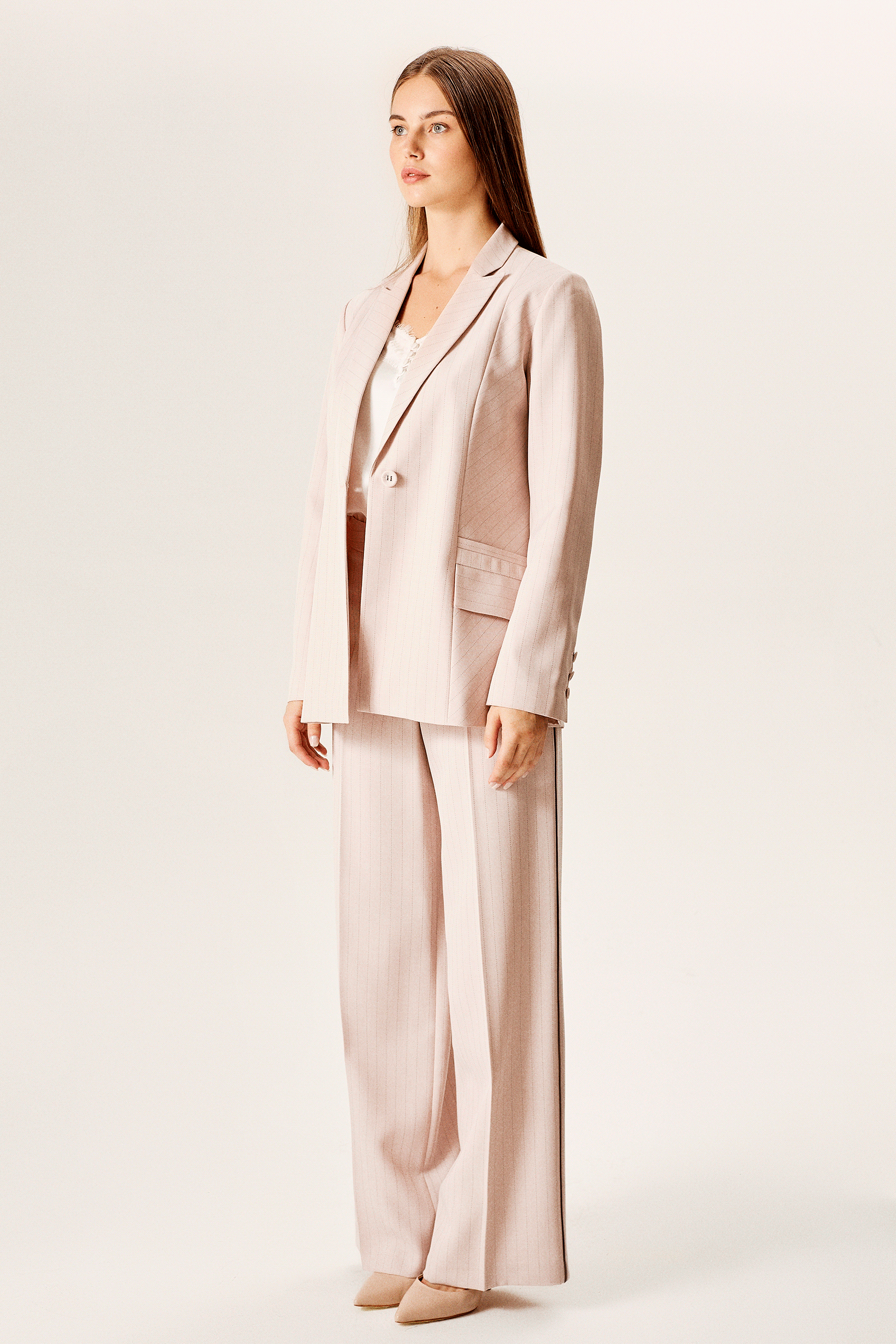 Fularlı Cep Detaylı Blazer Ceket