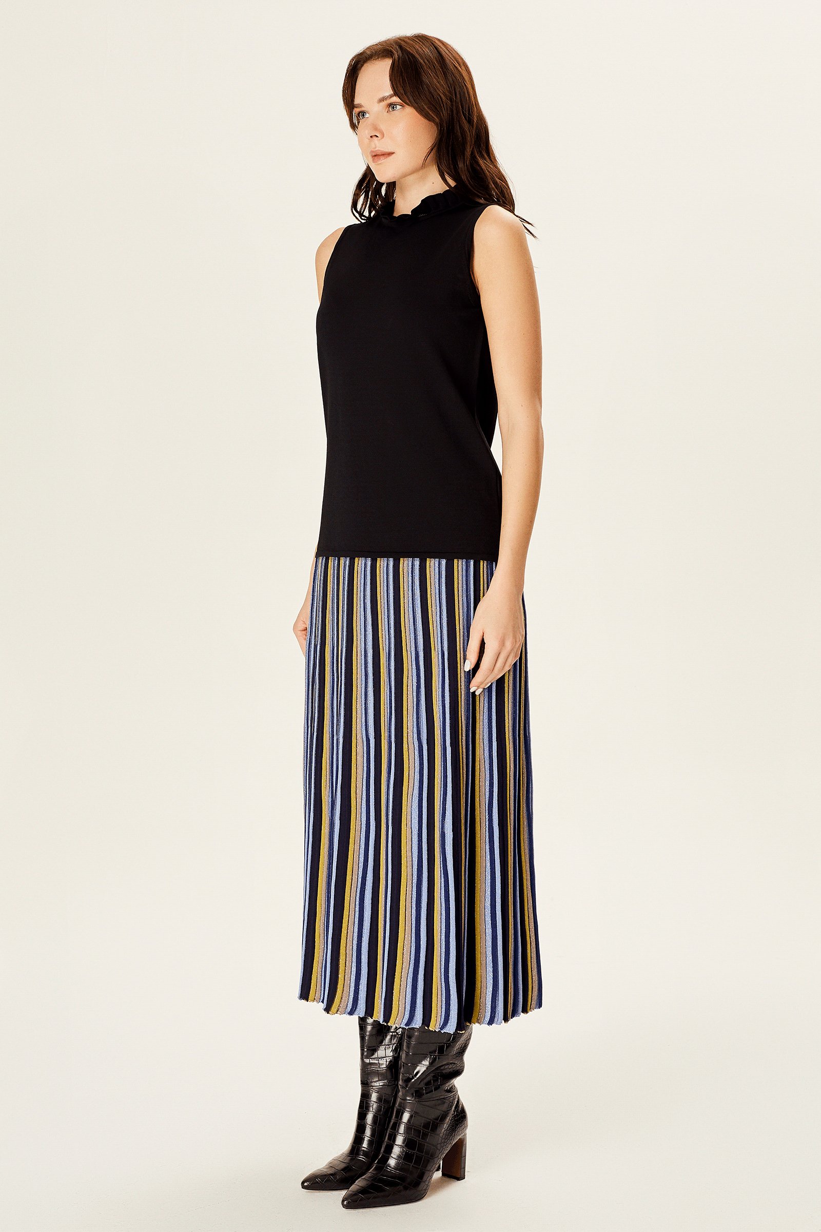 Balıkçı Yaka Kolsuz Triko Bluz