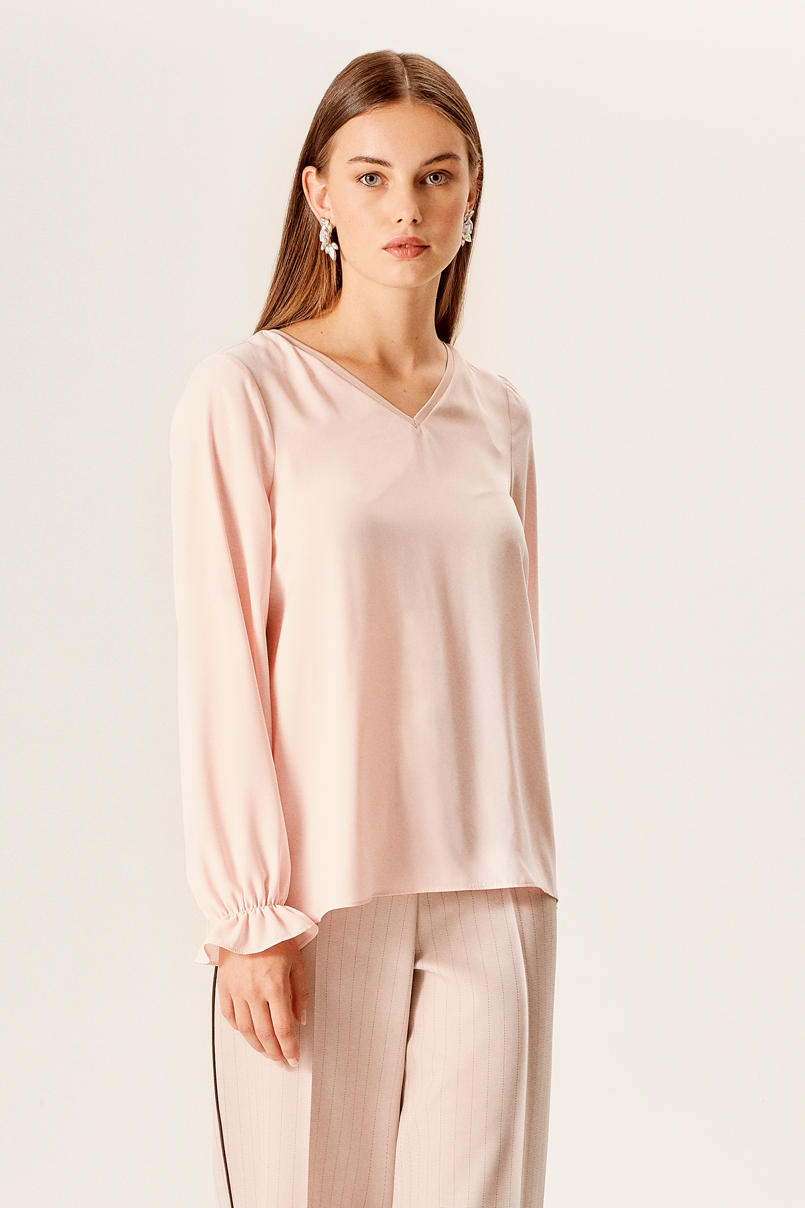 Pilise Detaylı Bluz