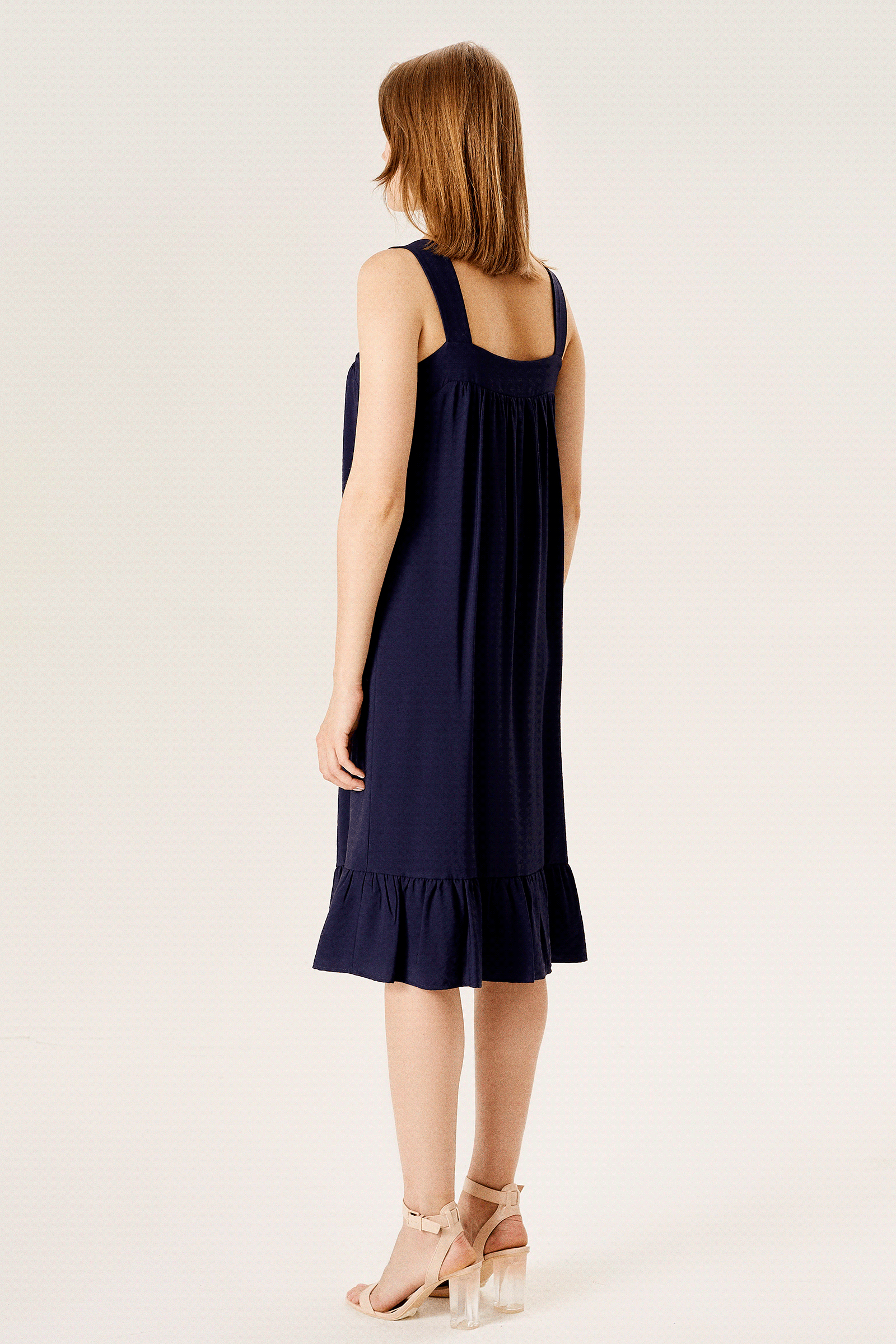 Askılı Etekleri Fırfrlı Gömlek Elbise