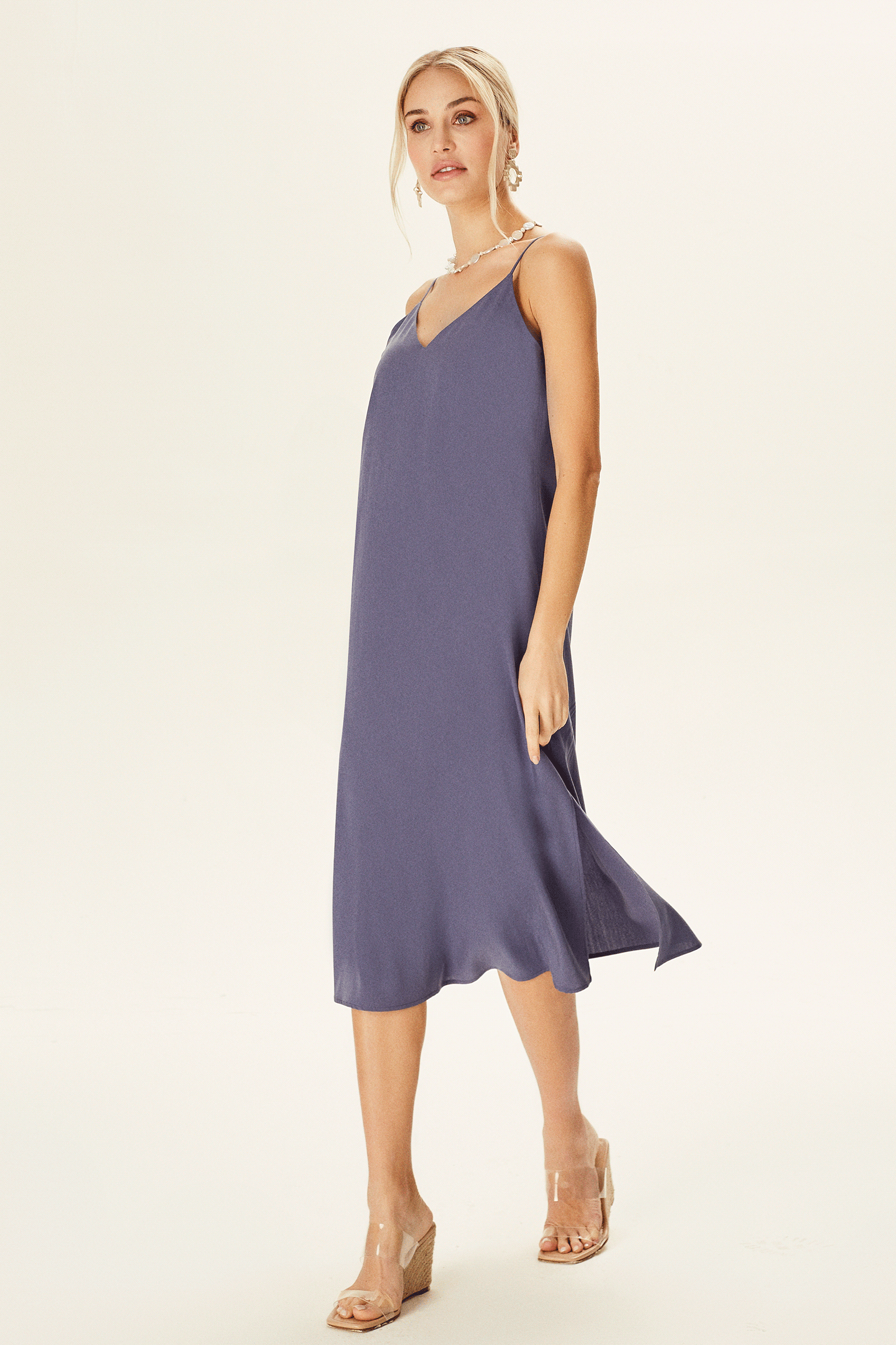 Yırtmaçlı Midi Boy Elbise