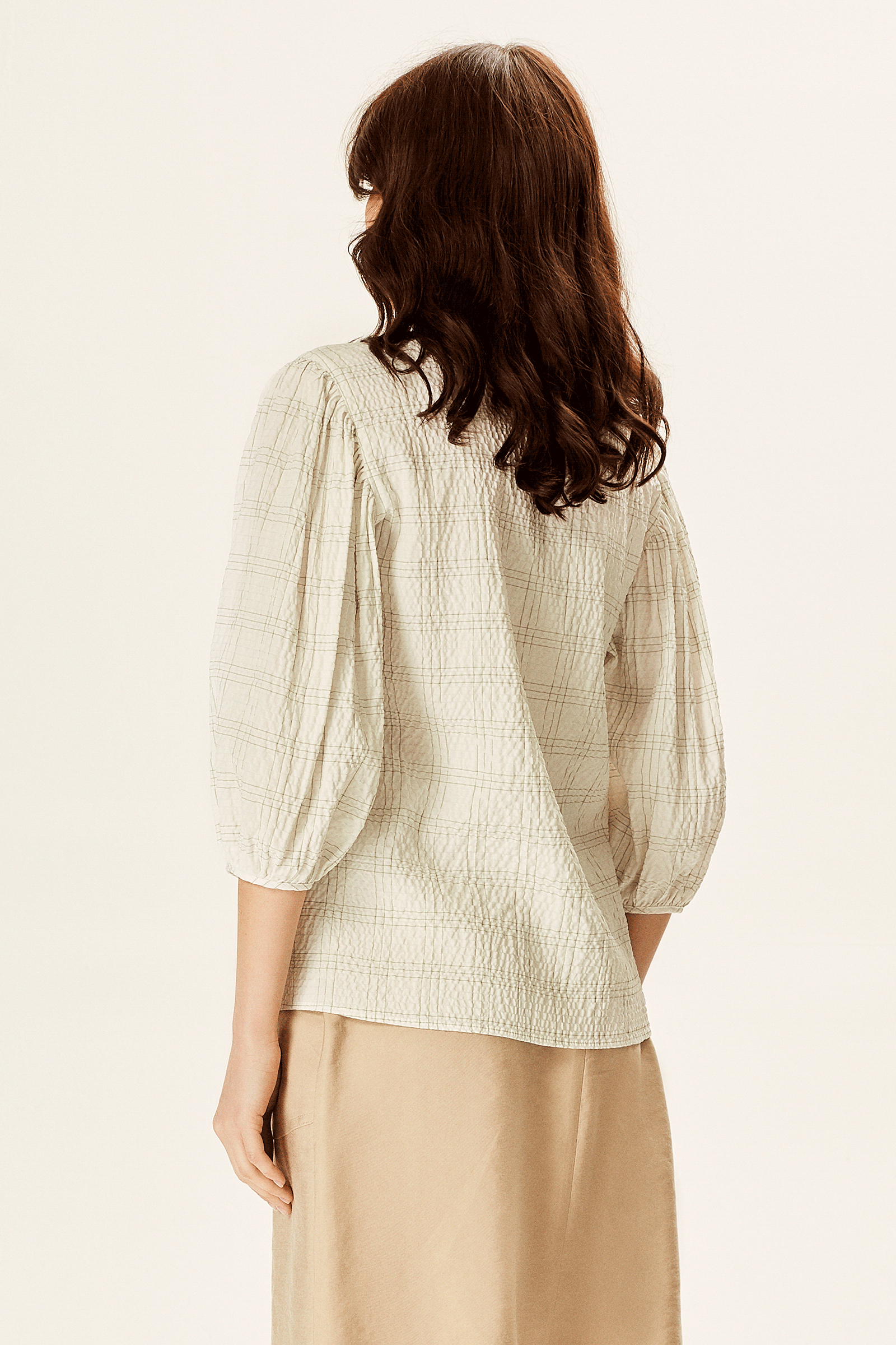 Balon Kollu Dökümlü Bluz