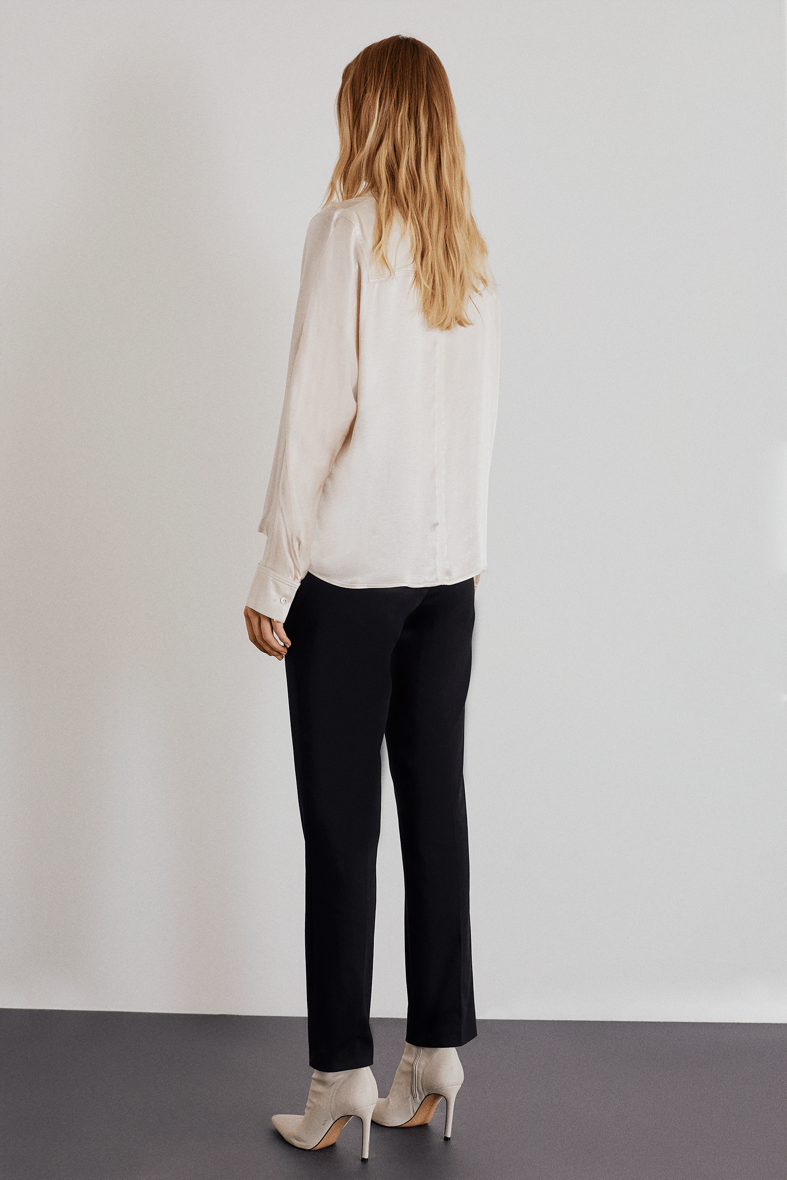 Yarasa Kol Dökümlü Bluz