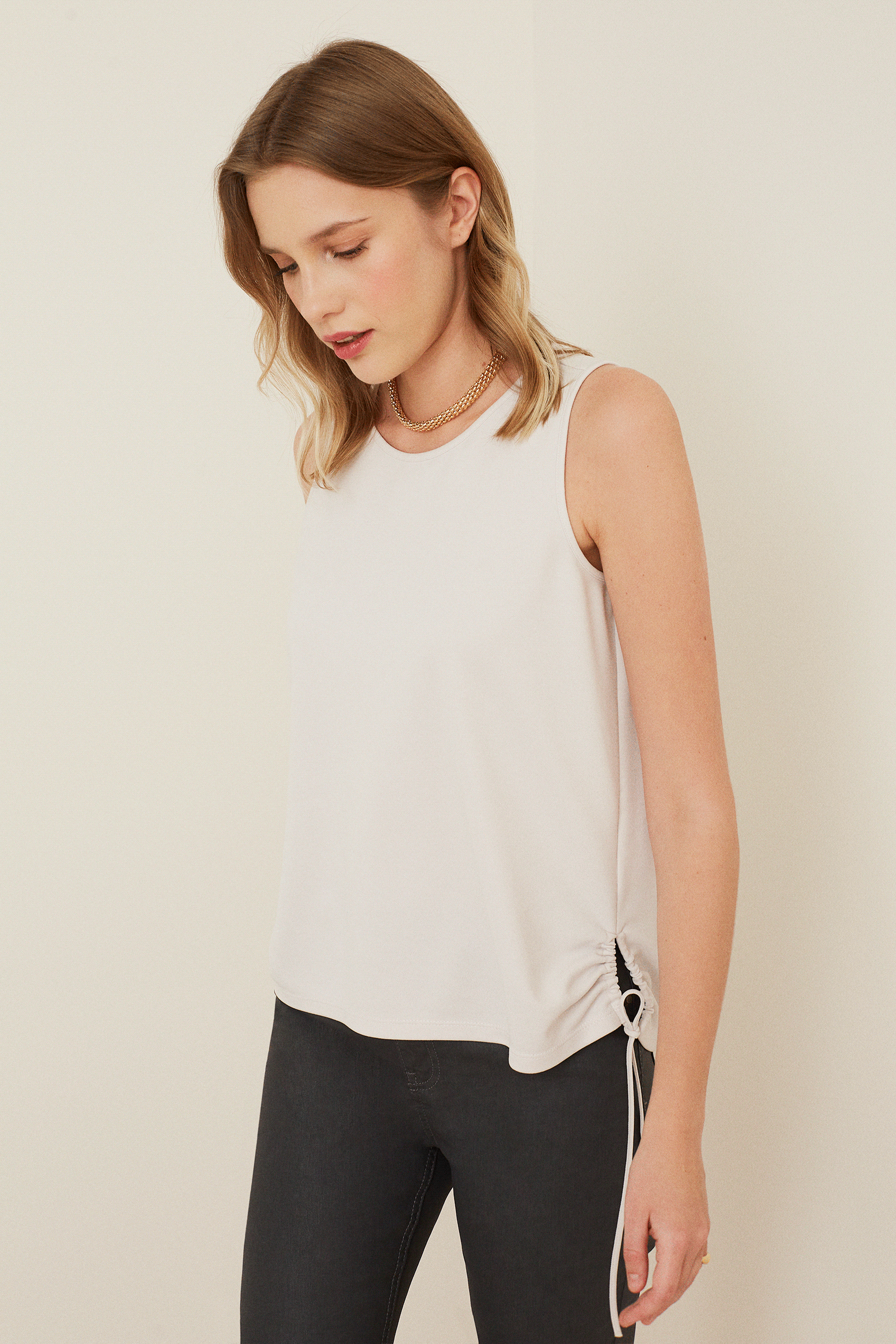 Yanları Bağlamalı Kolsuz Penye Bluz