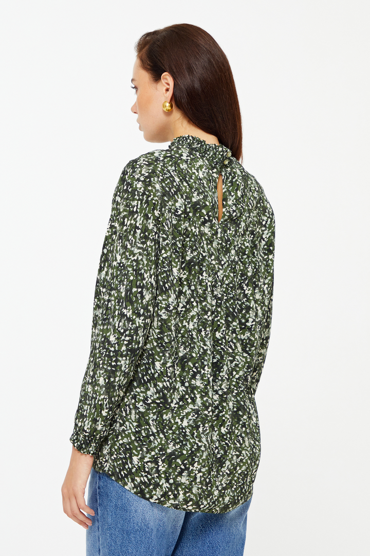 Yaka Ve Kol Detaylı Geniş Kesim Bluz