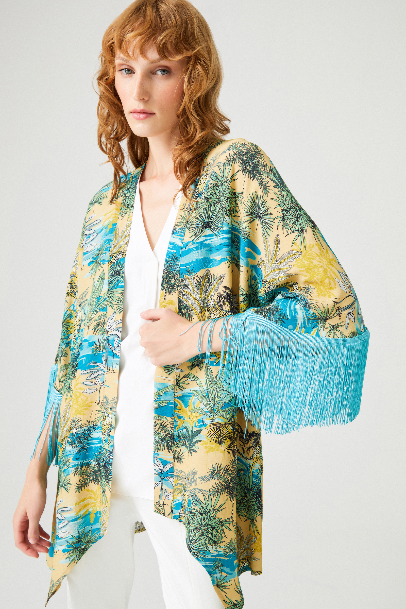 Püskül Detaylı Kimono