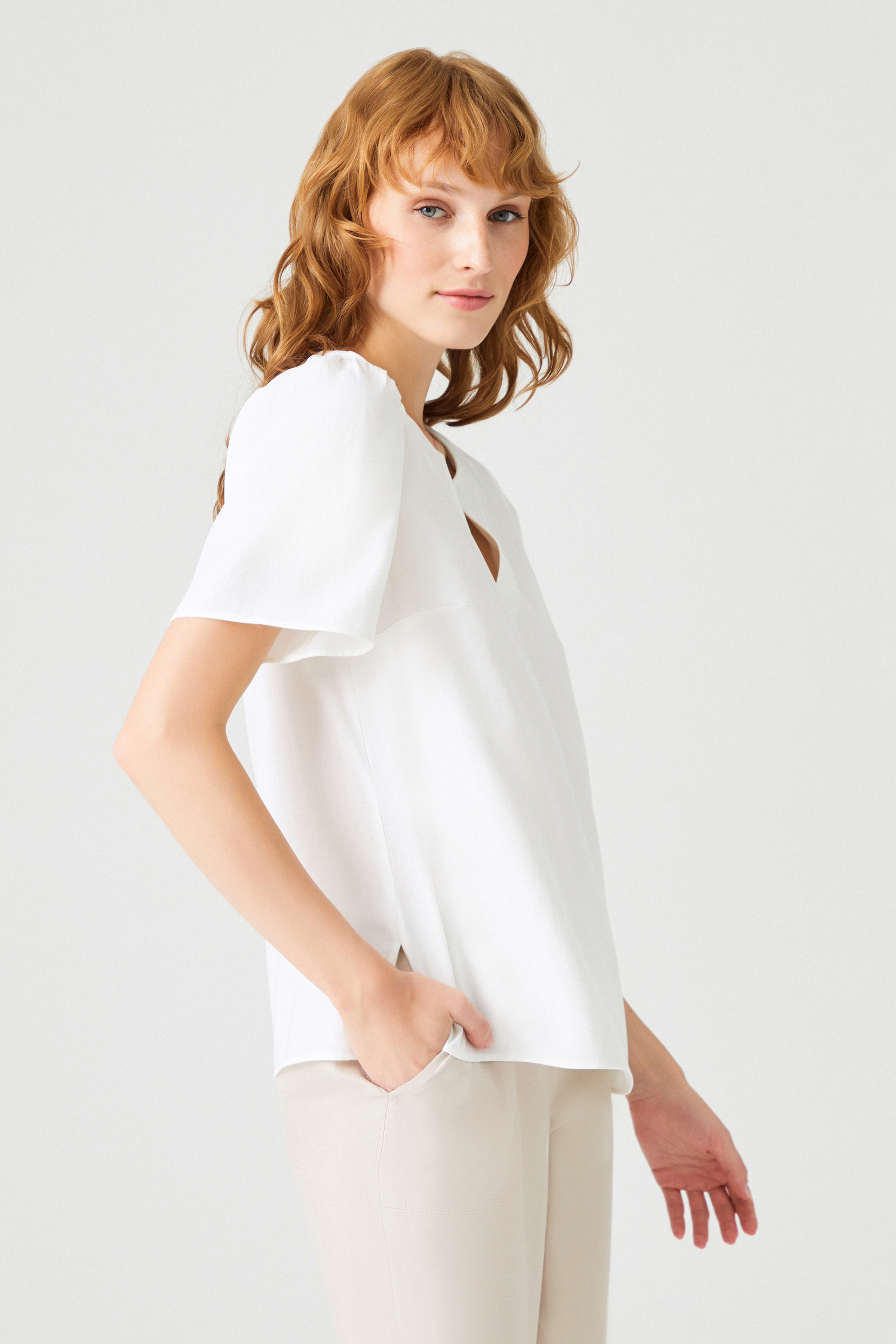 Kolu Büzgü Detaylı Bluz