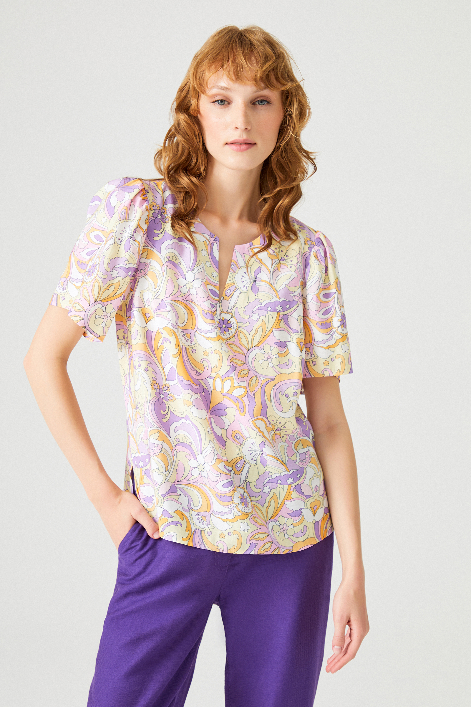 Kolu Büzgü Detaylı Bluz