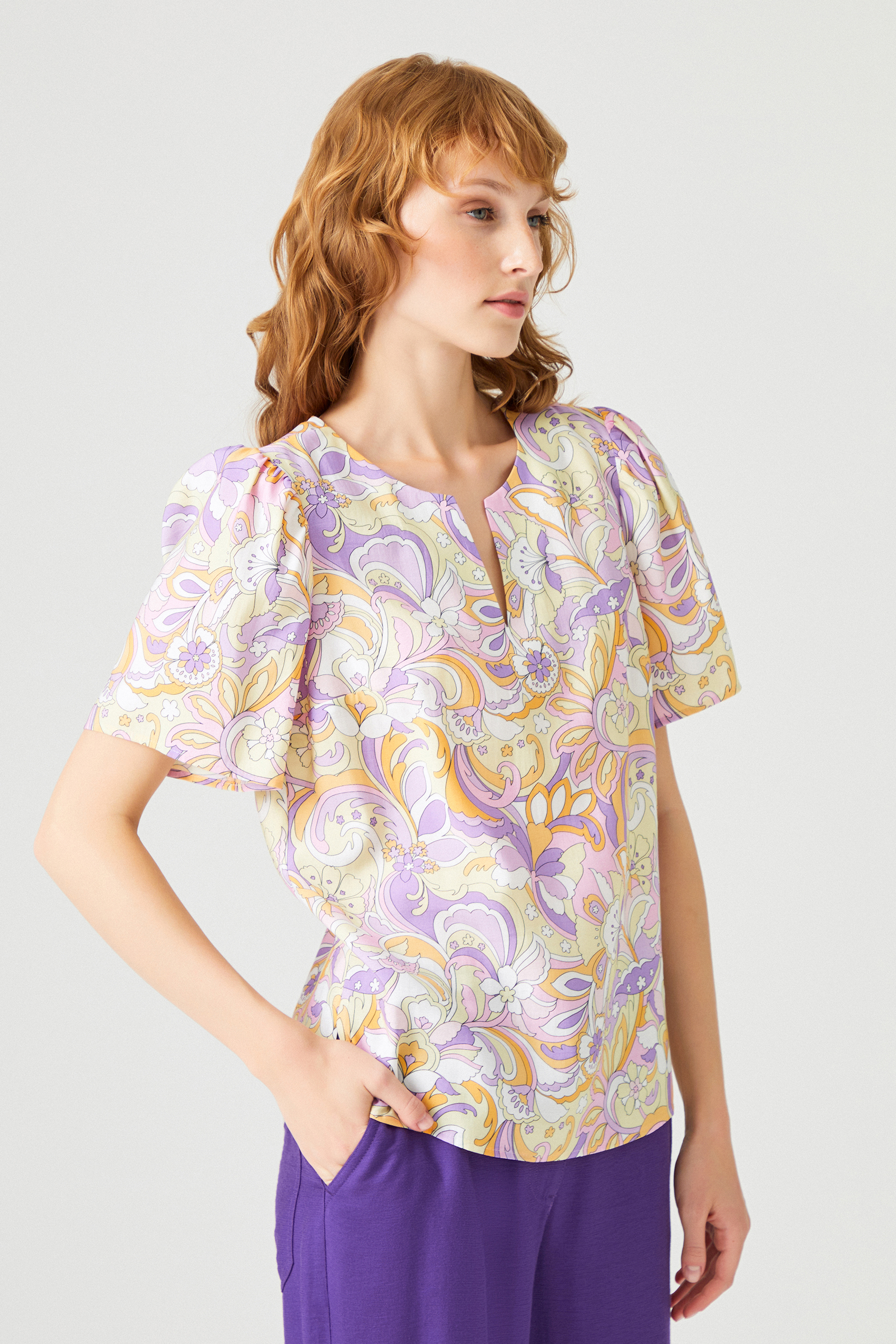 Kolu Büzgü Detaylı Bluz