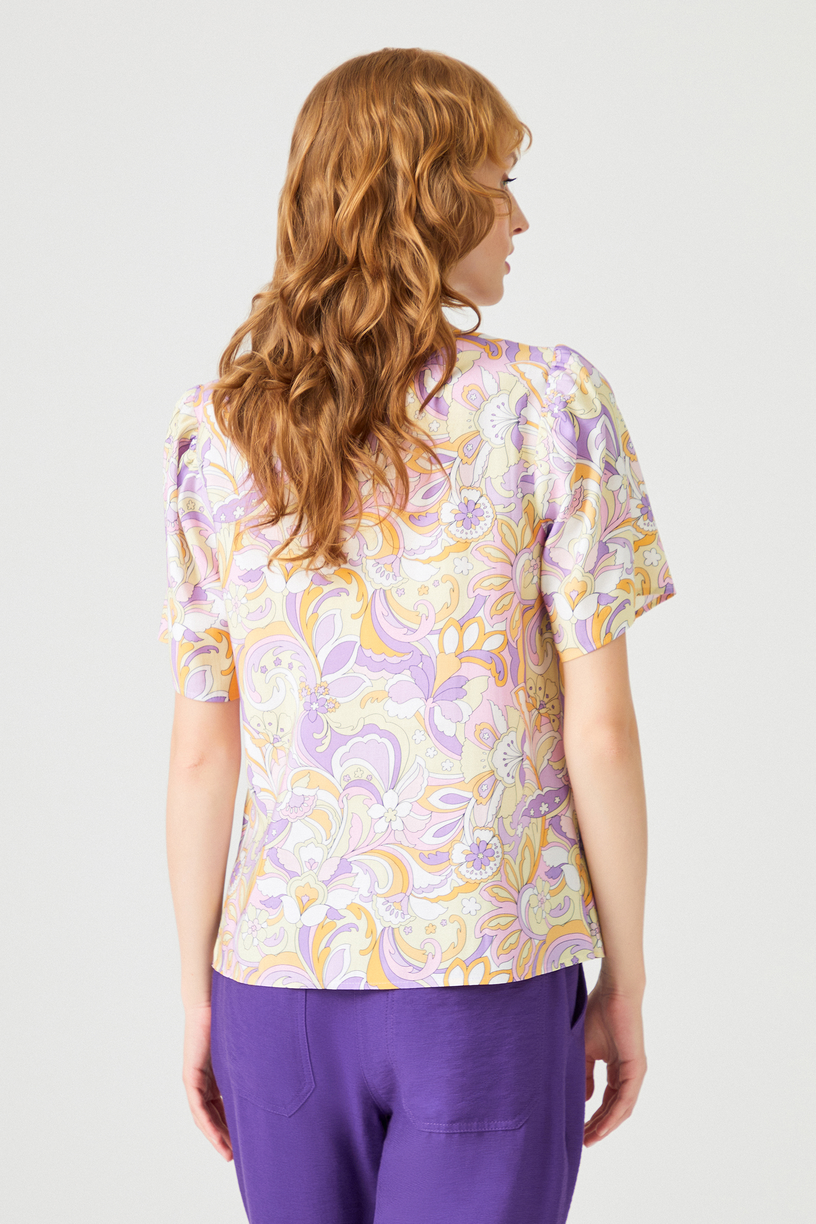 Kolu Büzgü Detaylı Bluz