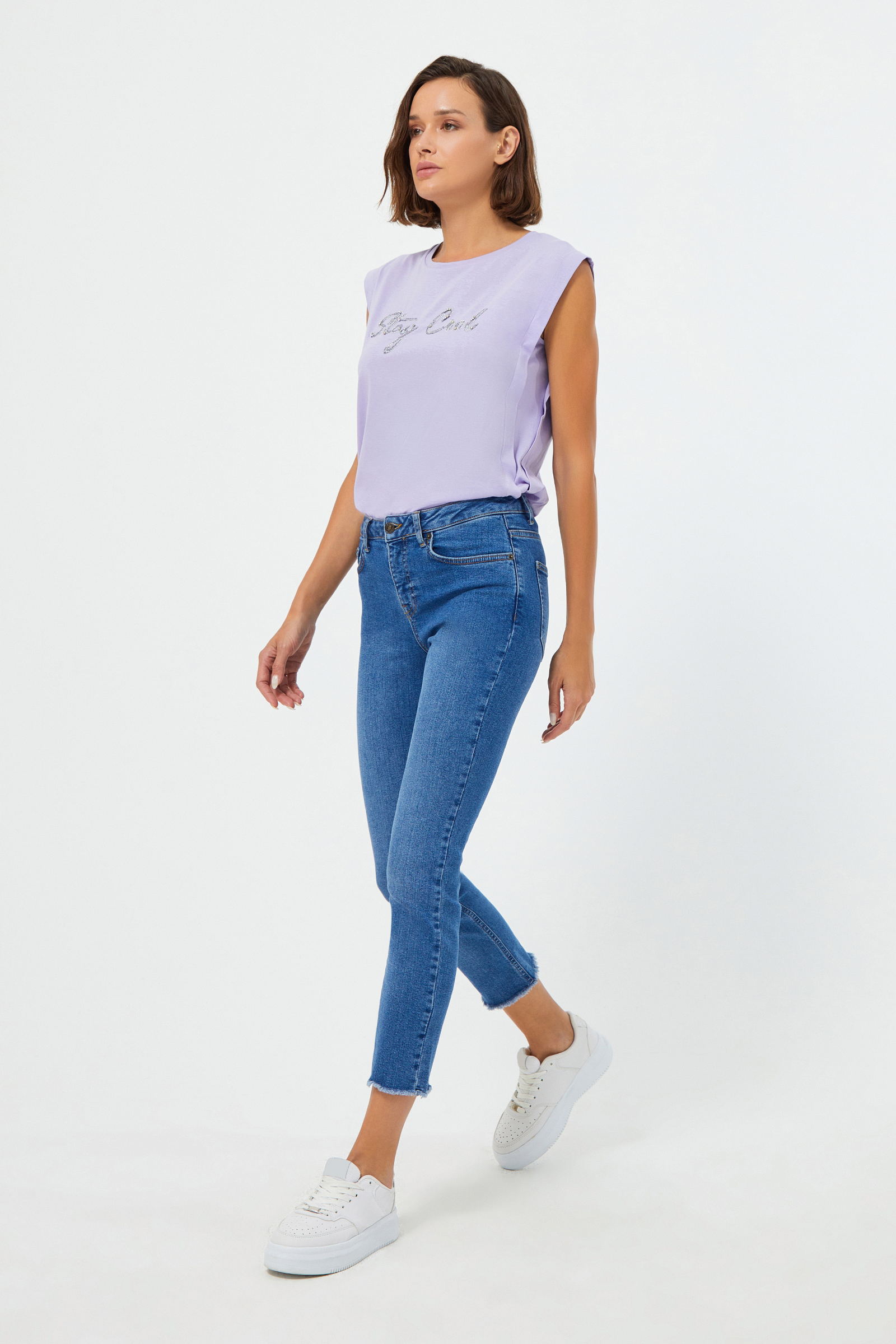 Paça Ucu Püsküllü Bilek Boy Denim Pantolon