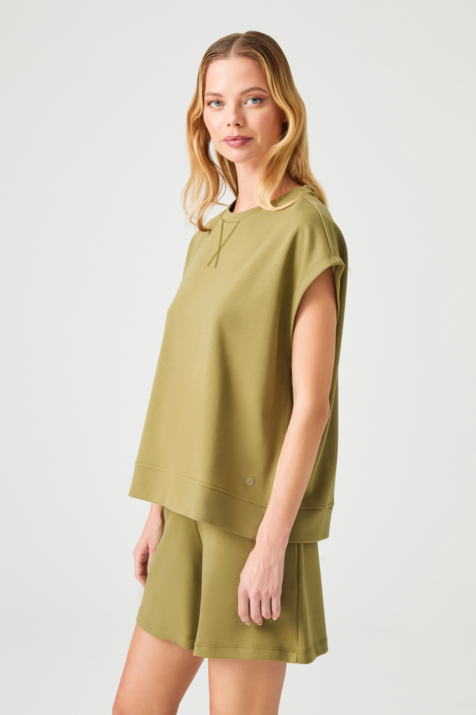 Geniş Kesim Pamuk Karışımlı Örme Bluz