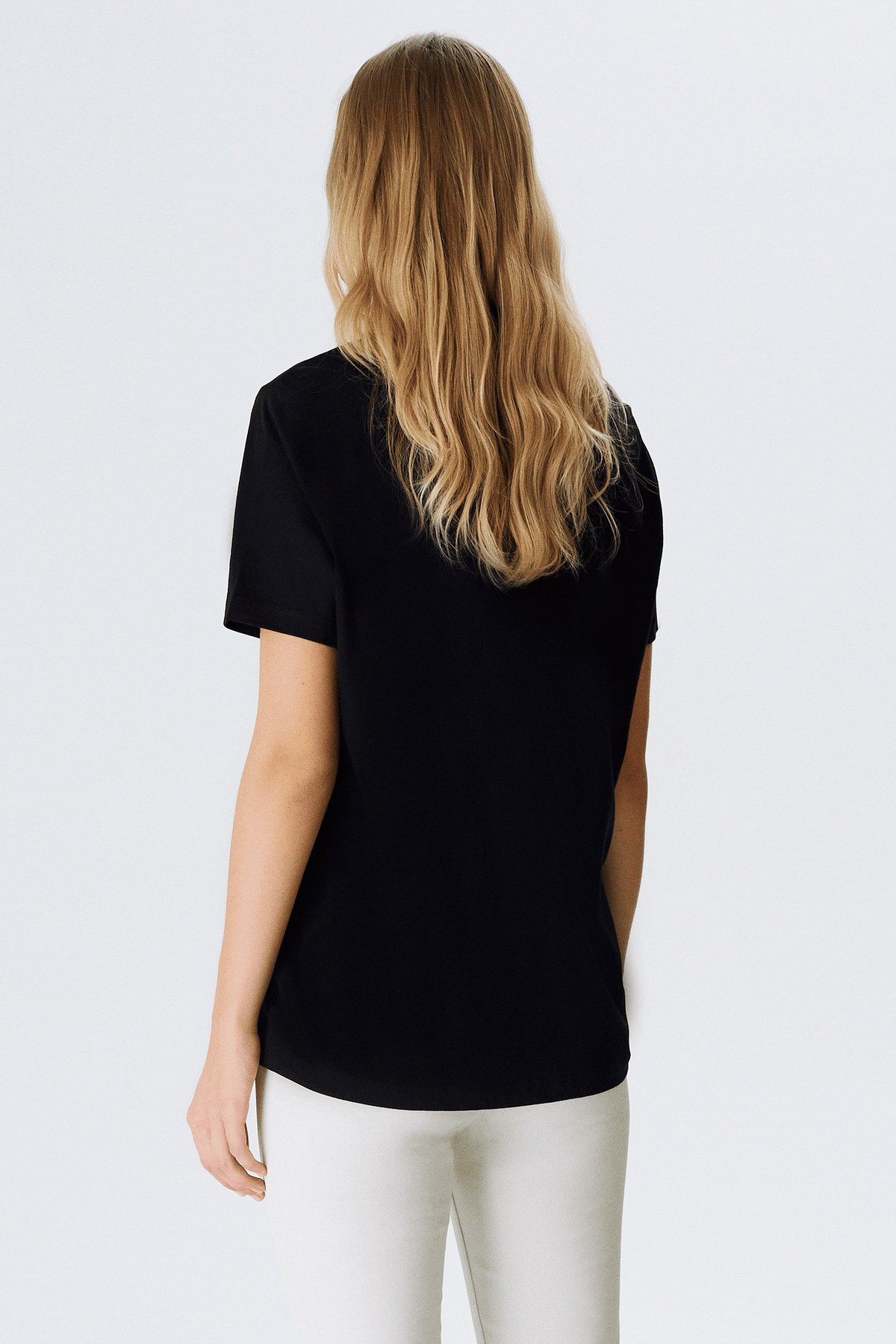 Pul İşlemeli T-shirt