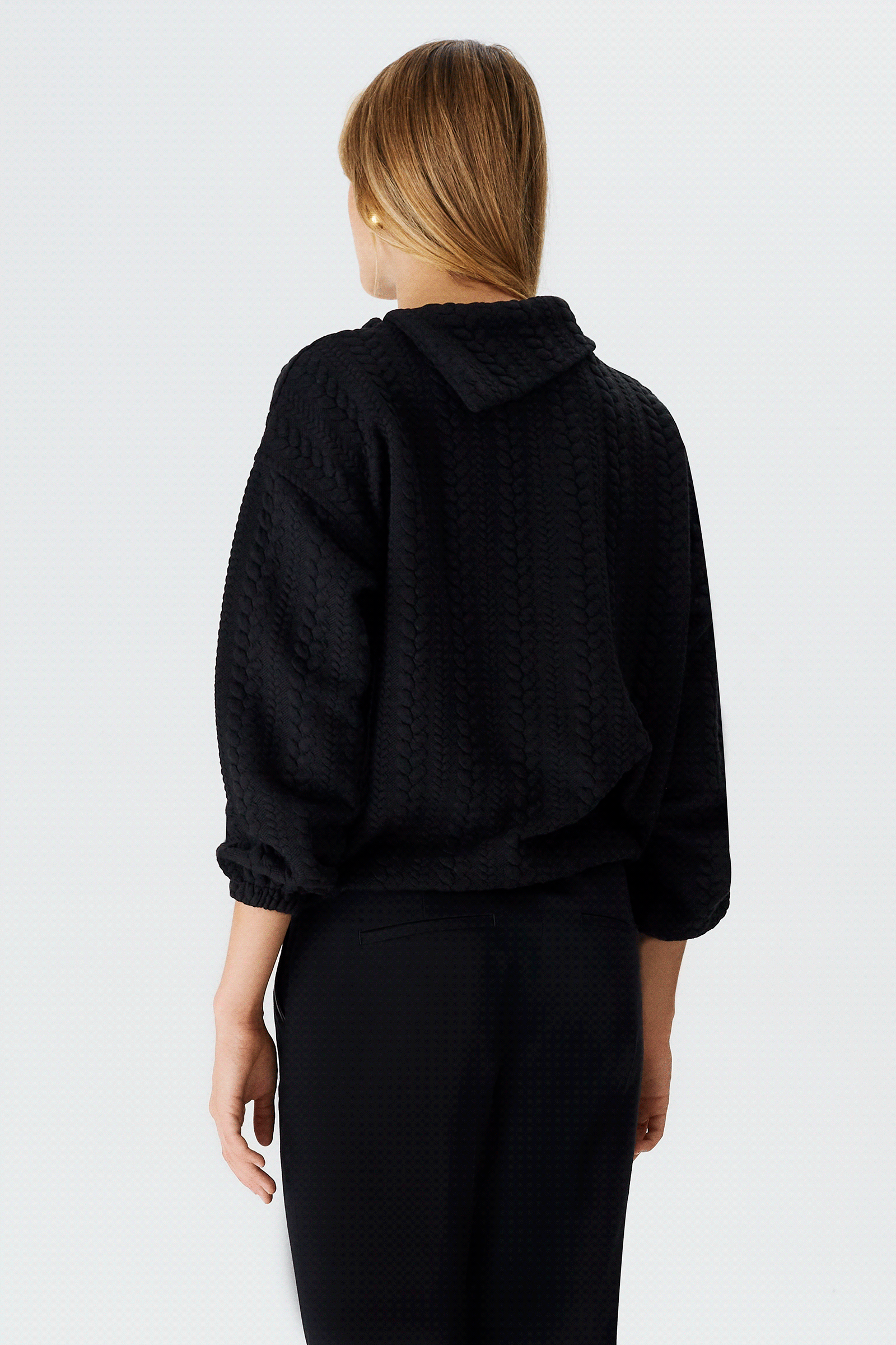 Asimetrik Yaka Kapitone Sweatshirt