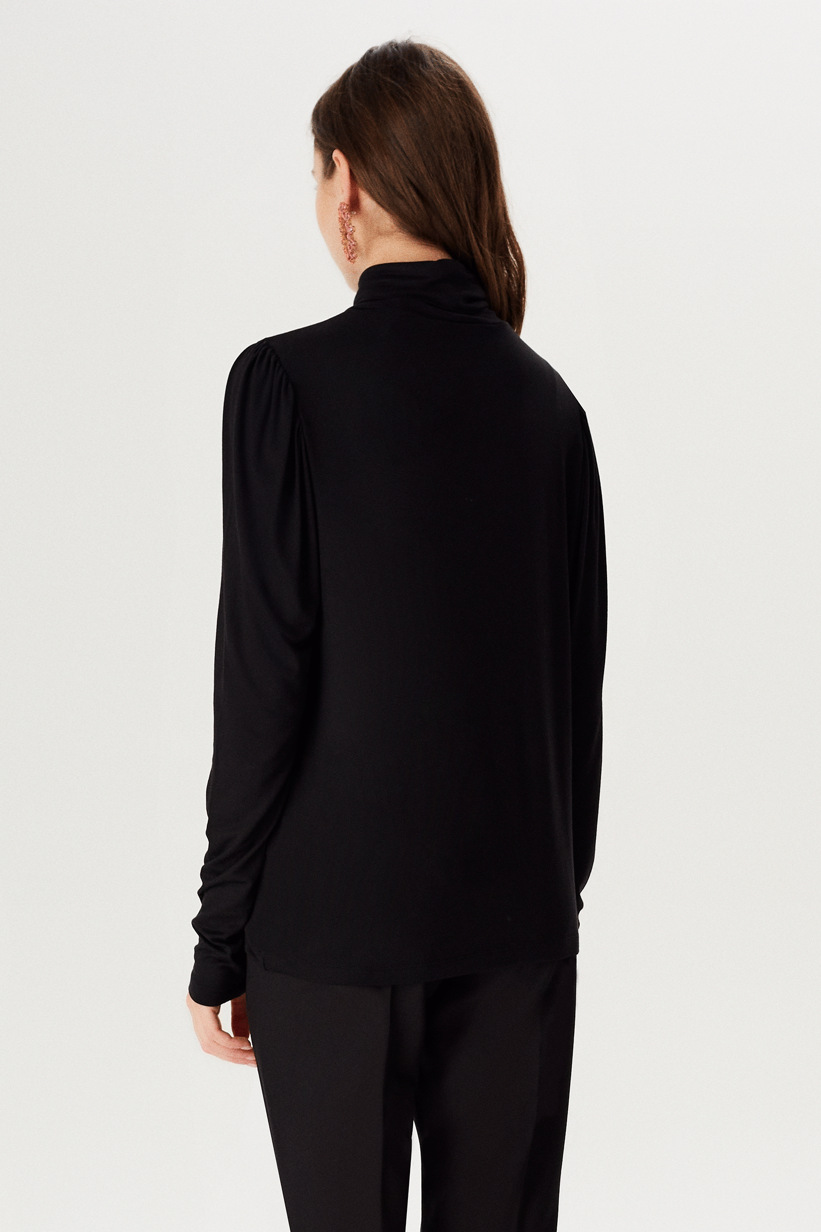 Balıkçı Yaka Omuzlar Büzgülü Penye Bluz