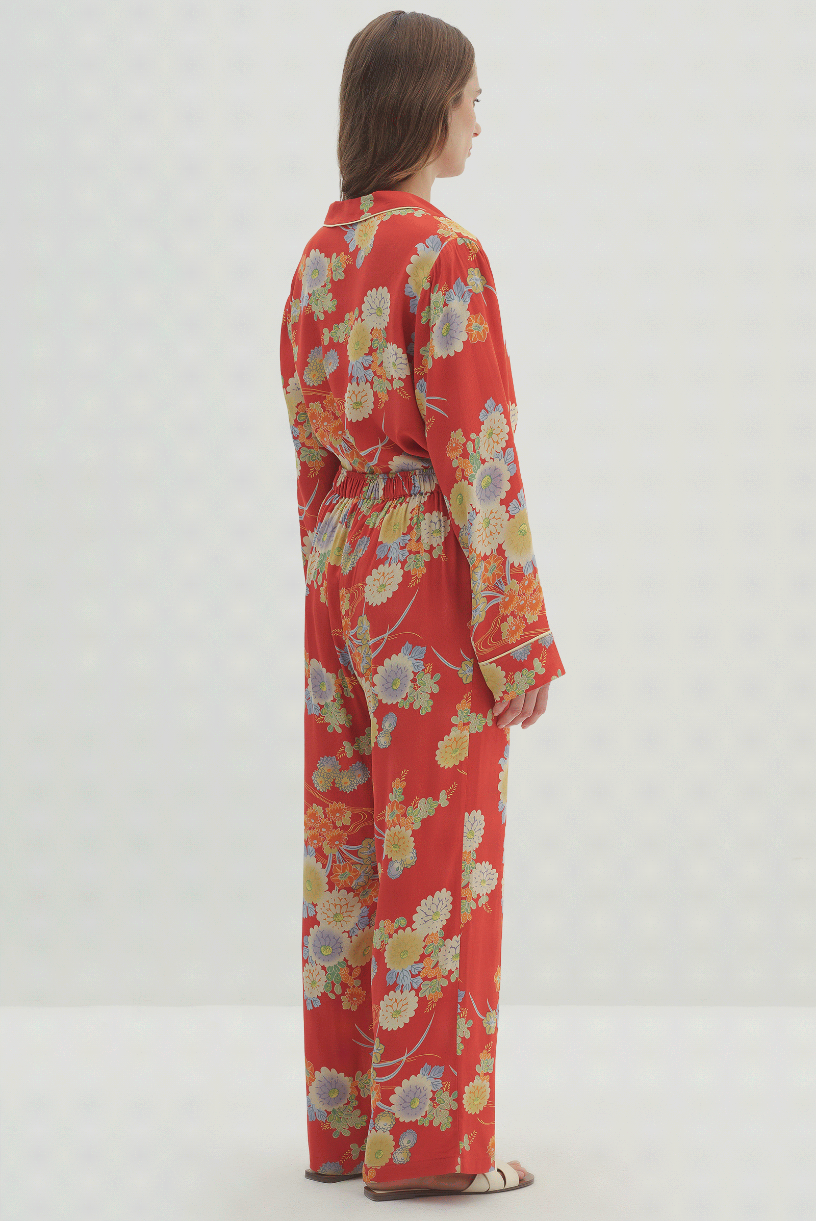 Uzun Kollu Desenli Pijama Takımı