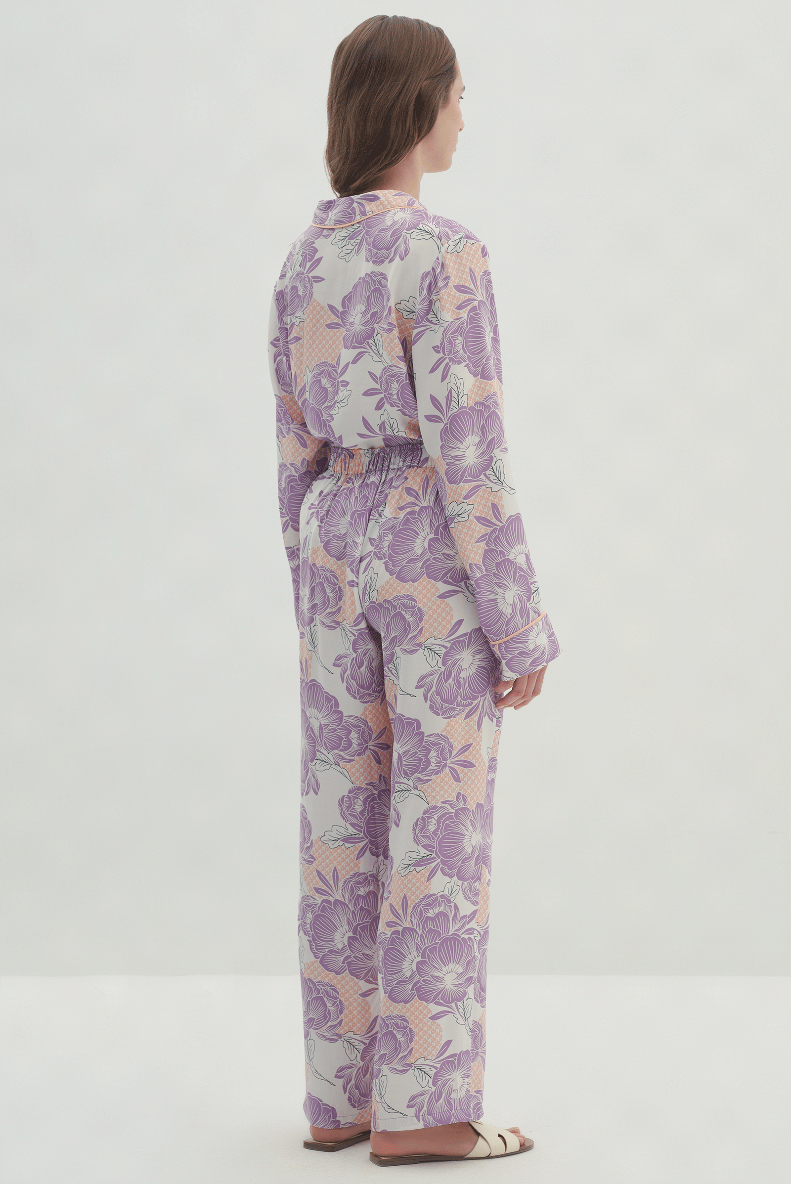 Uzun Kollu Desenli Pijama Takımı