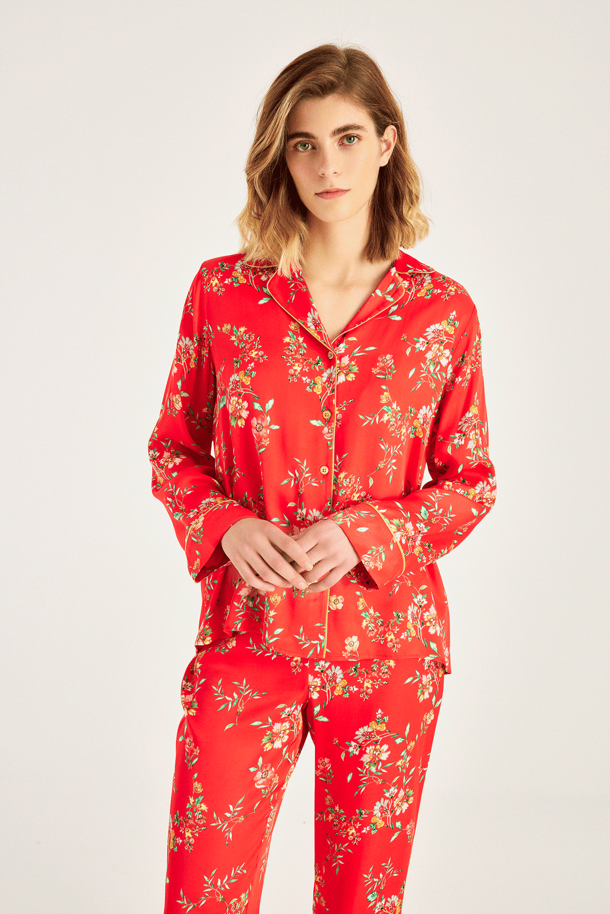 Uzun Kollu Desenli Pijama Takımı