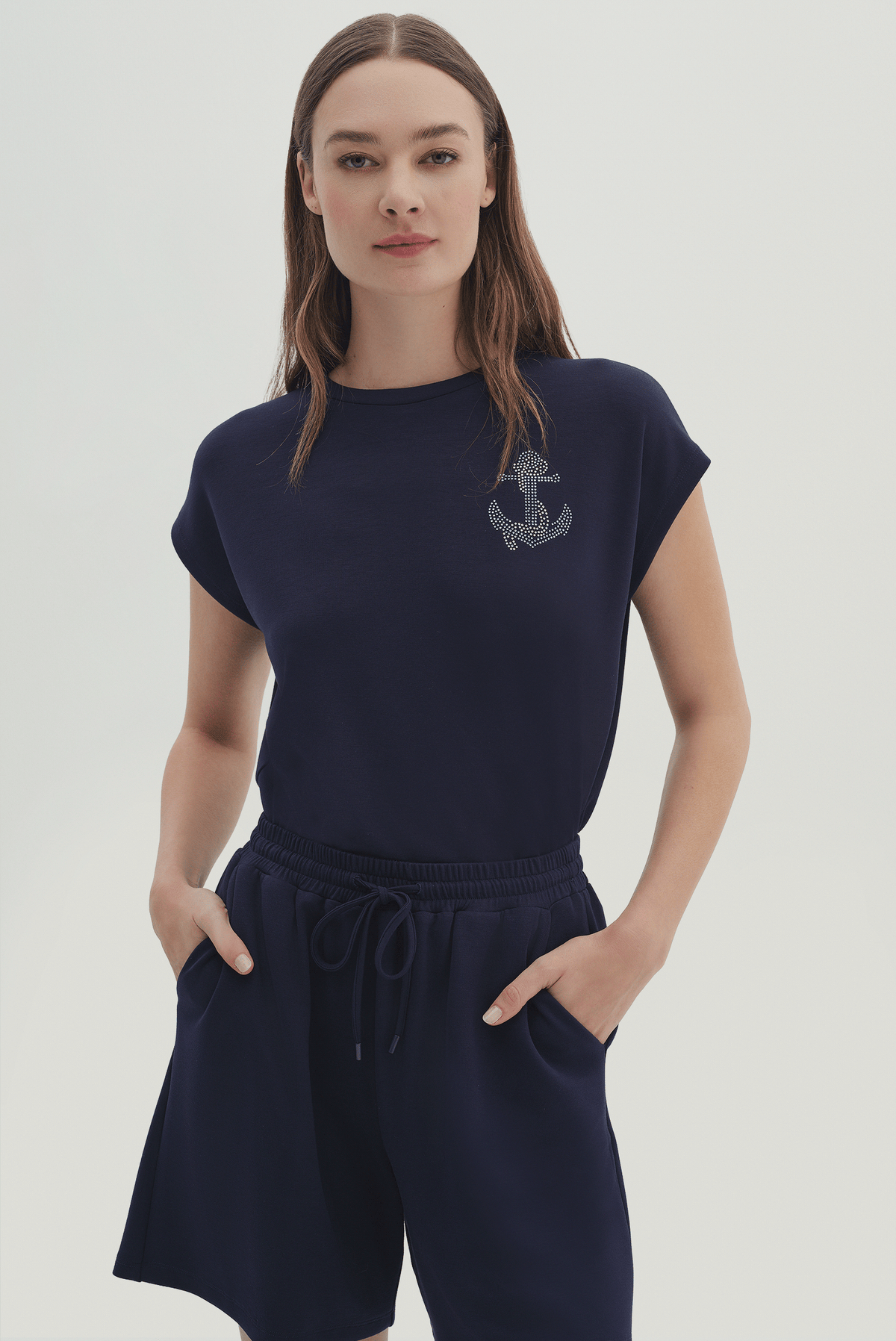 Kısa kollu Taş Detaylı T-Shirt