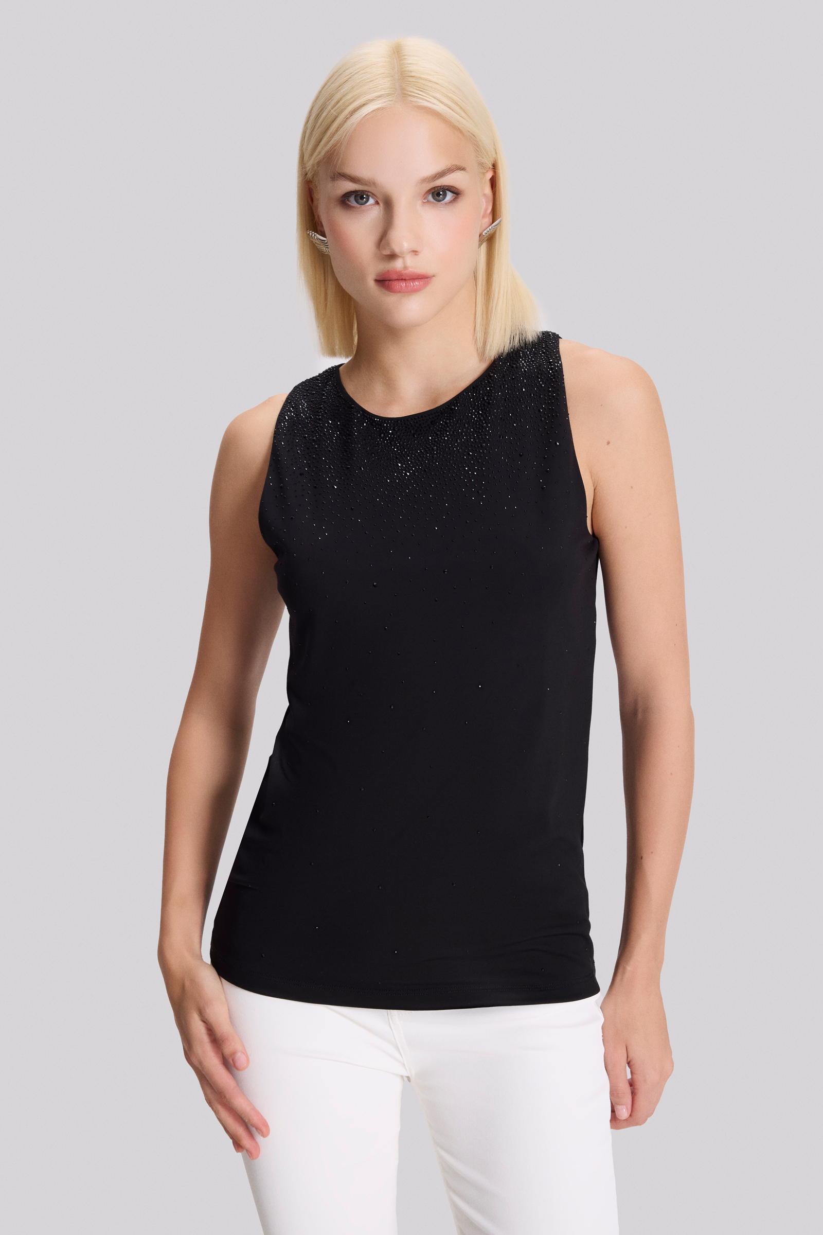 Yuvarlak Yaka Taş Detaylı Örme Bluz