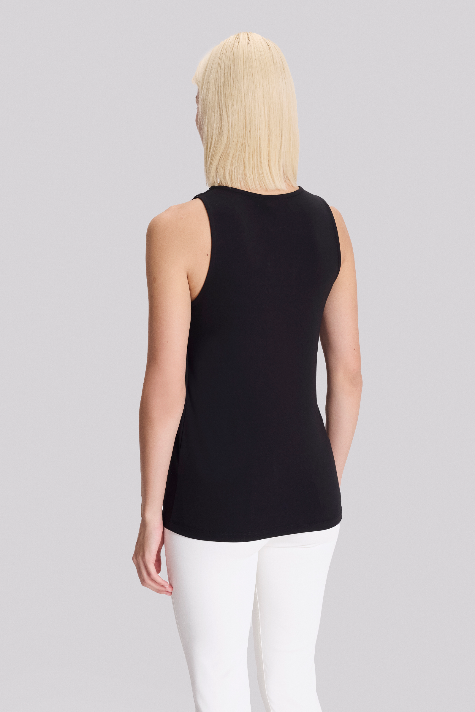 Yuvarlak Yaka Taş Detaylı Örme Bluz